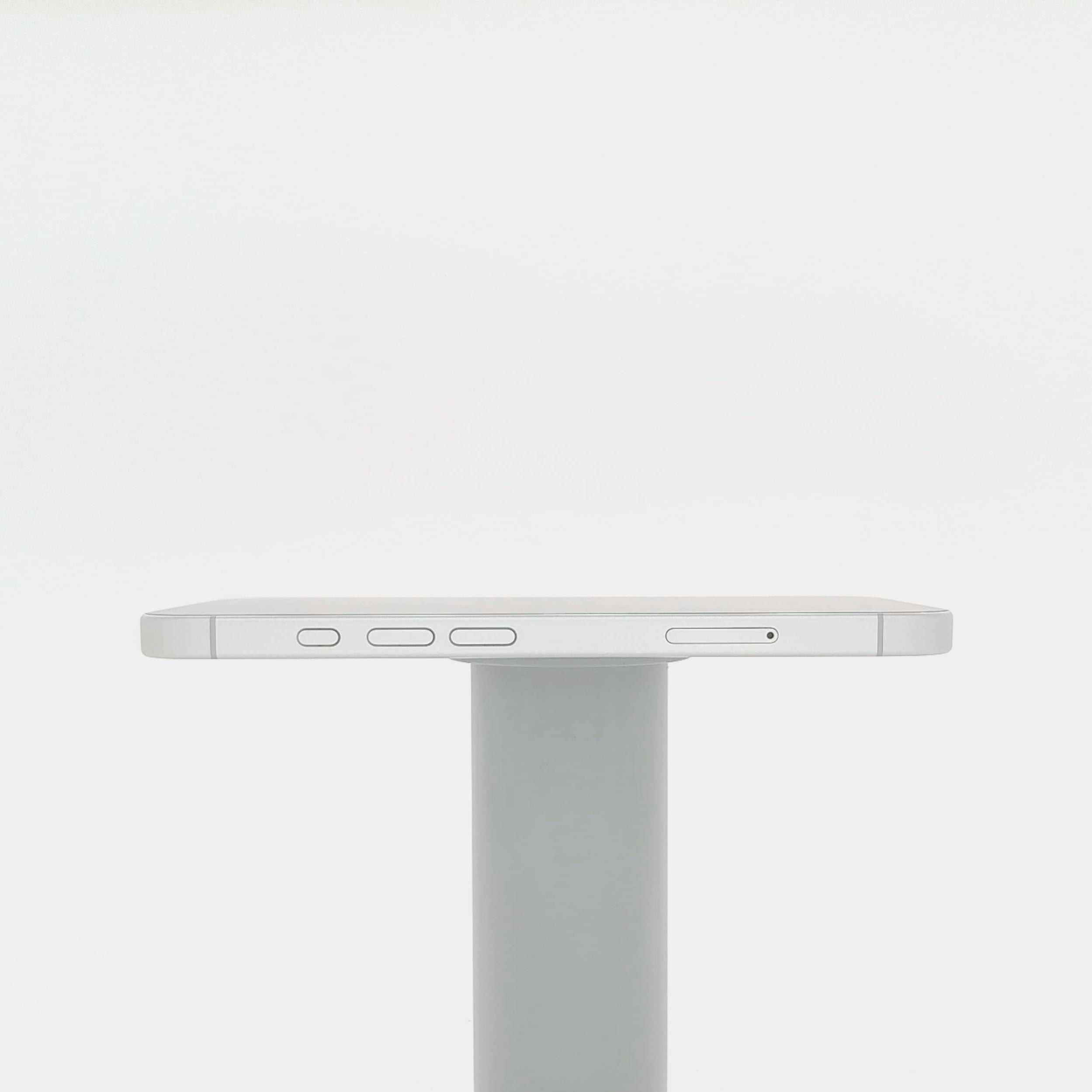 95新 Apple iPhone 16 256G 白色 中國大陸版