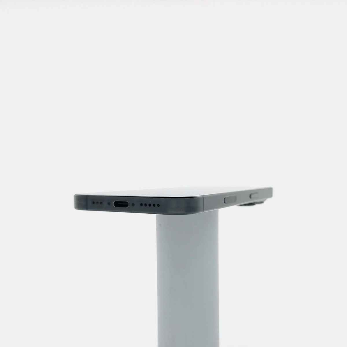 99新 Apple iPhone 16 Pro 128G 黑色鈦金屬 中國大陸版