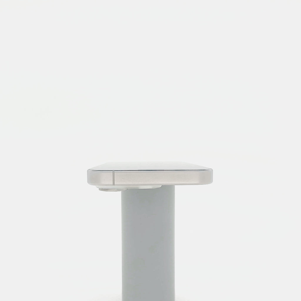 95新 Apple iPhone 15 Pro 256G 白色鈦金屬 中國大陸版
