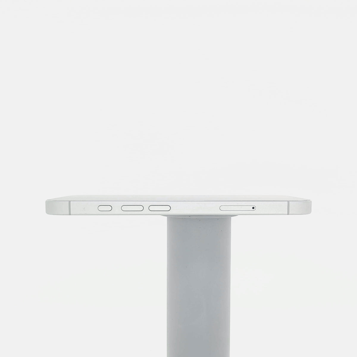 95新 Apple iPhone 16 128G 白色 中國大陸版