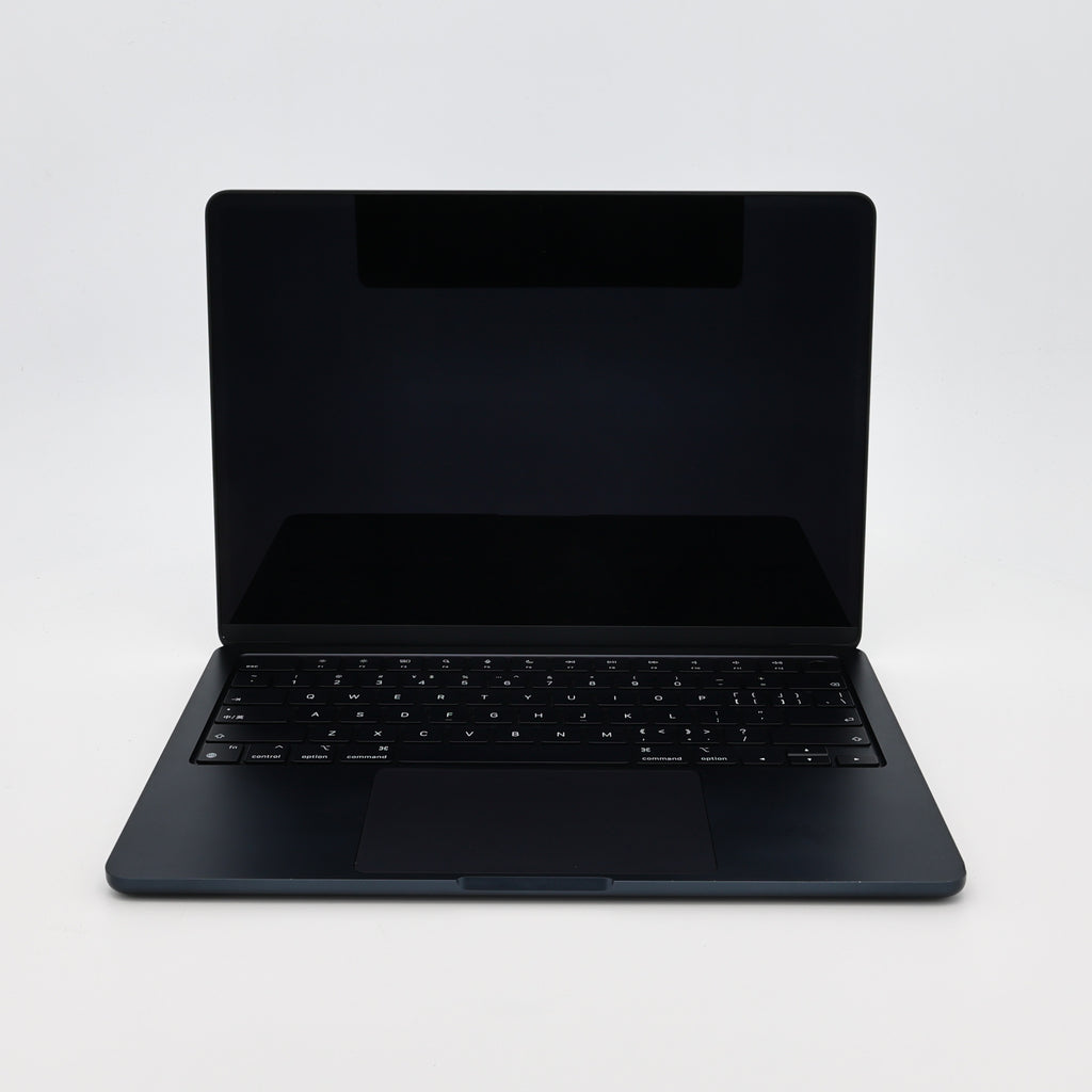 95新 Apple MacBook Air 22年 13寸 M2（8+8核） 8G RAM 256G SSD 午夜色