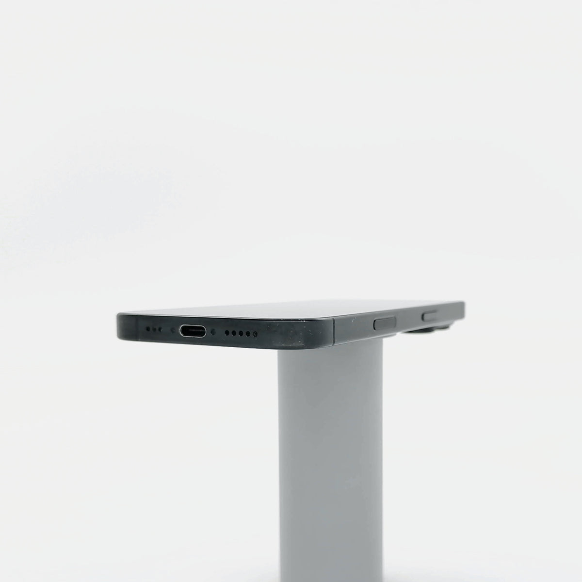 95新 Apple iPhone 16 Pro 128G 黑色鈦金屬 中國大陸版