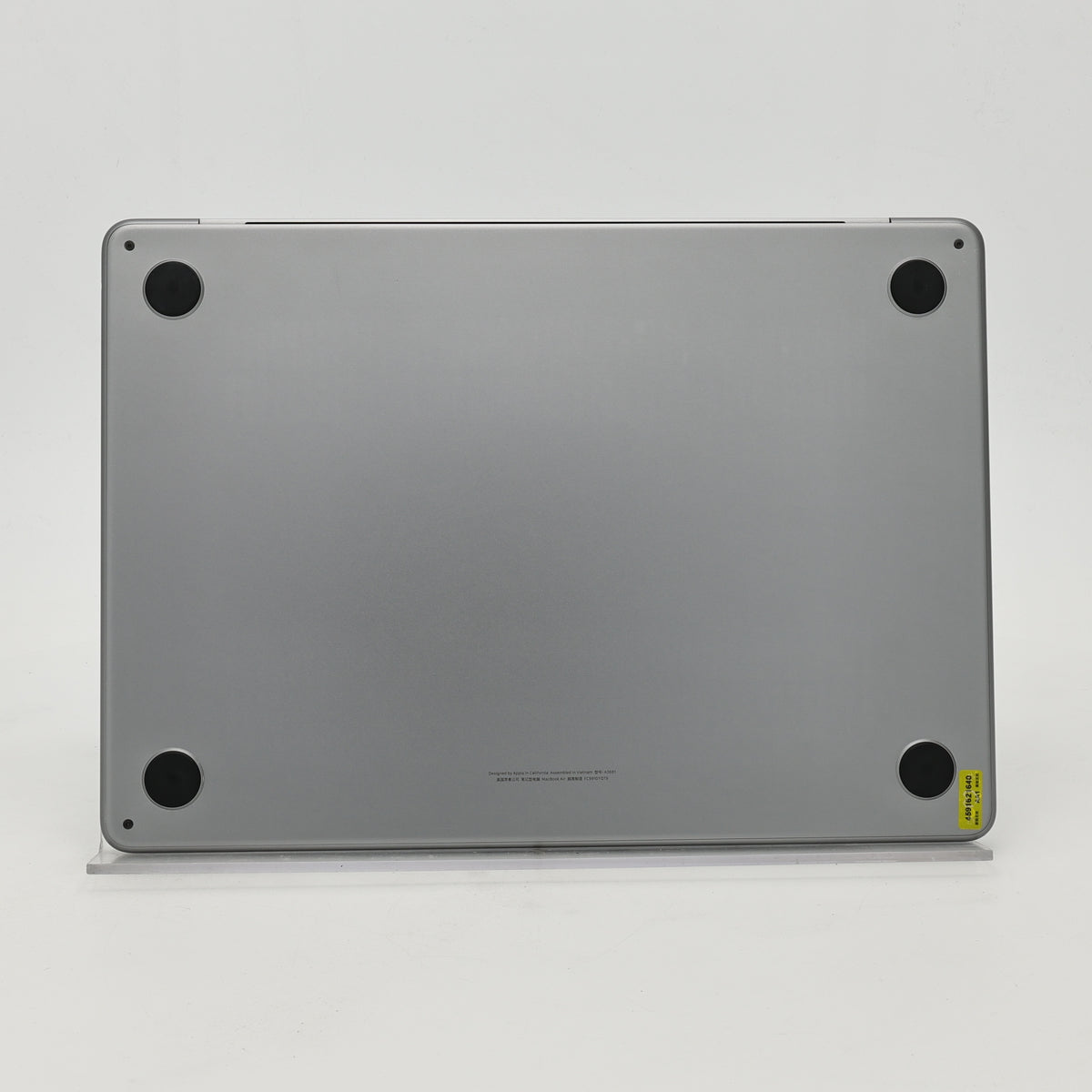 95新 Apple MacBook Air 22年 13寸 M2（8+8核） 8G RAM 256G SSD 深空灰色