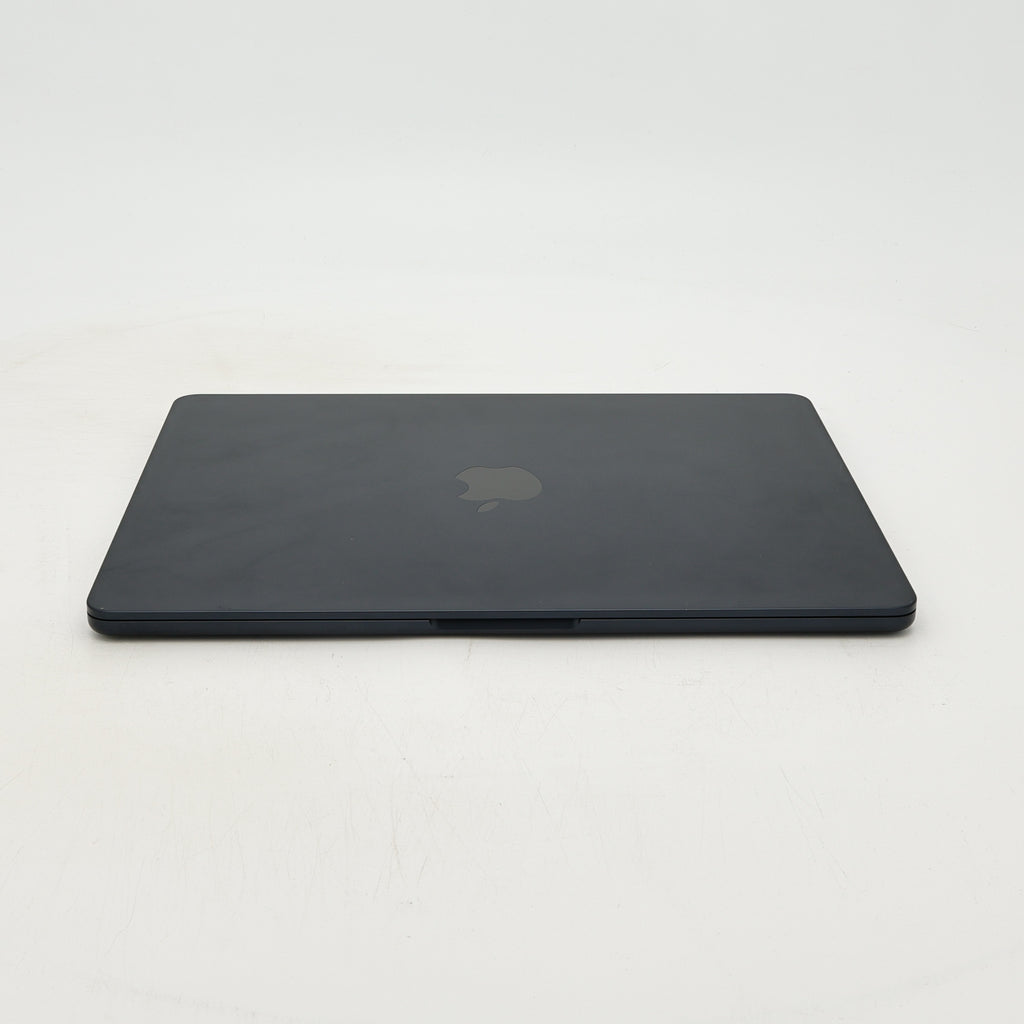 99新 Apple MacBook Air 22年 13寸 M2（8+8核） 8G RAM 256G SSD 午夜色
