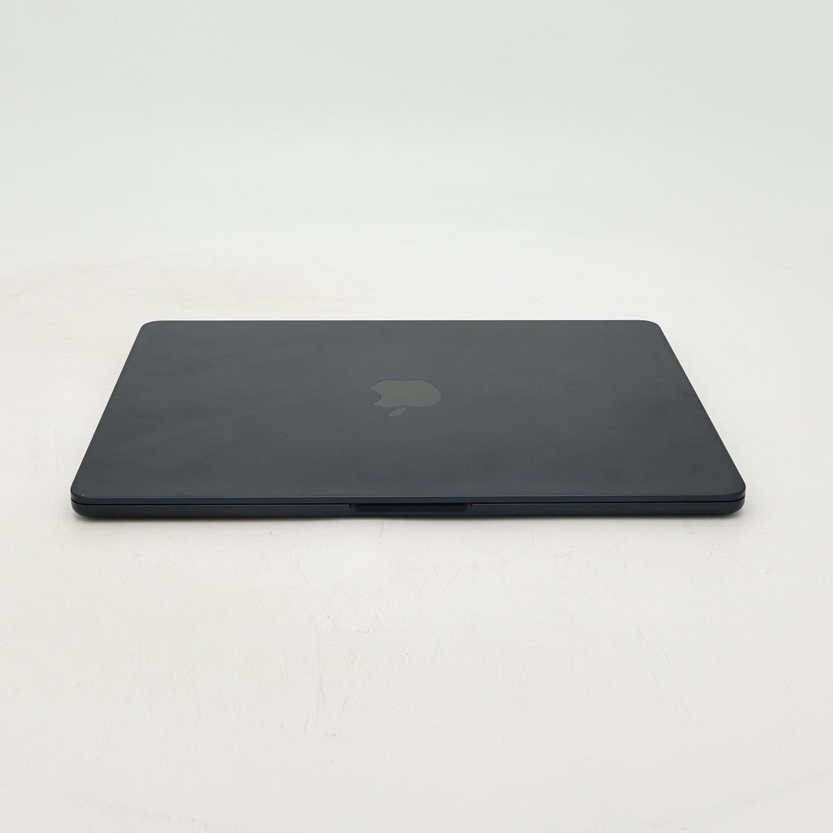 99新 Apple MacBook Air 22年 13寸 M2（8+8核） 8G RAM 256G SSD 午夜色