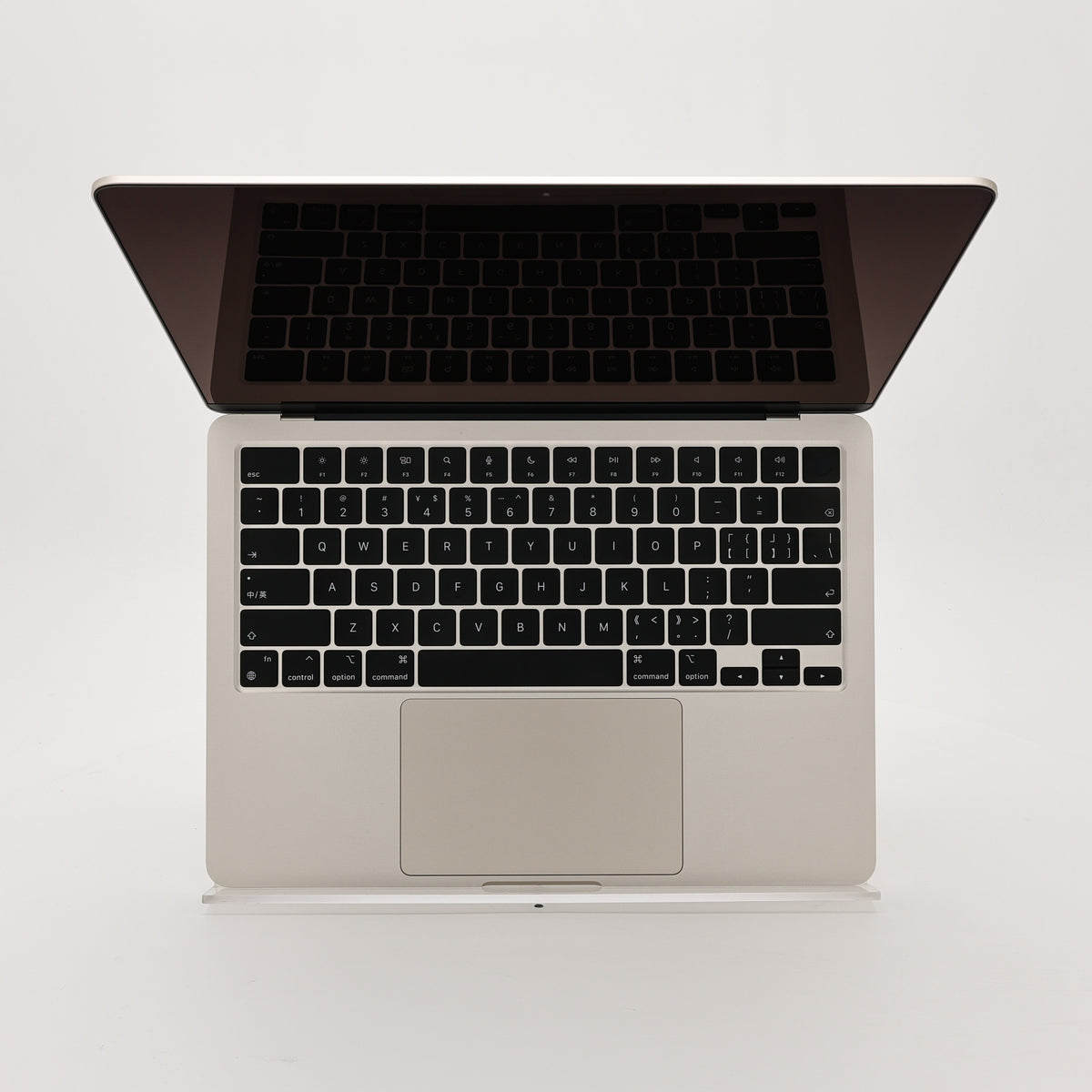 99新 Apple MacBook Air 22年 13寸 M2（8+8核） 16G RAM 256G SSD 星光色