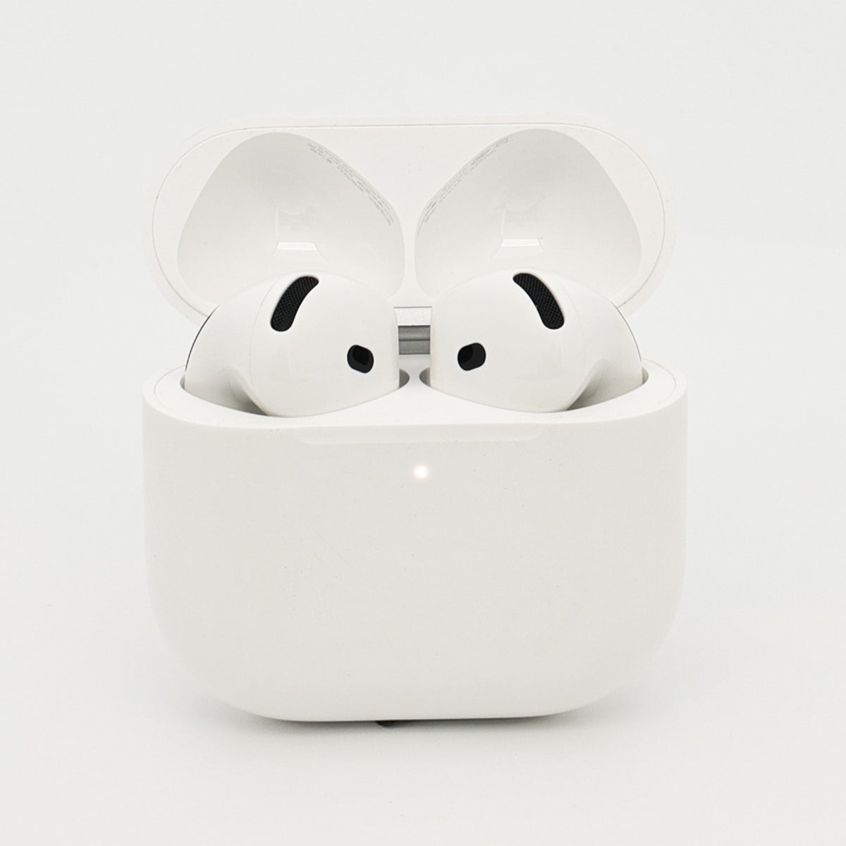 99新 Apple AirPods 4 (不支持主動降噪) 白色