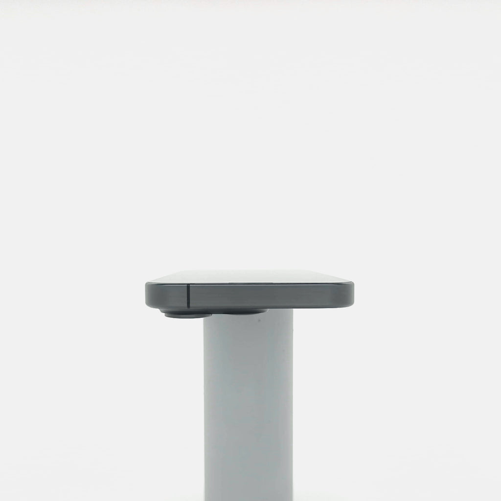 95新 Apple iPhone 15 Pro 128G 黑色鈦金屬 中國大陸版