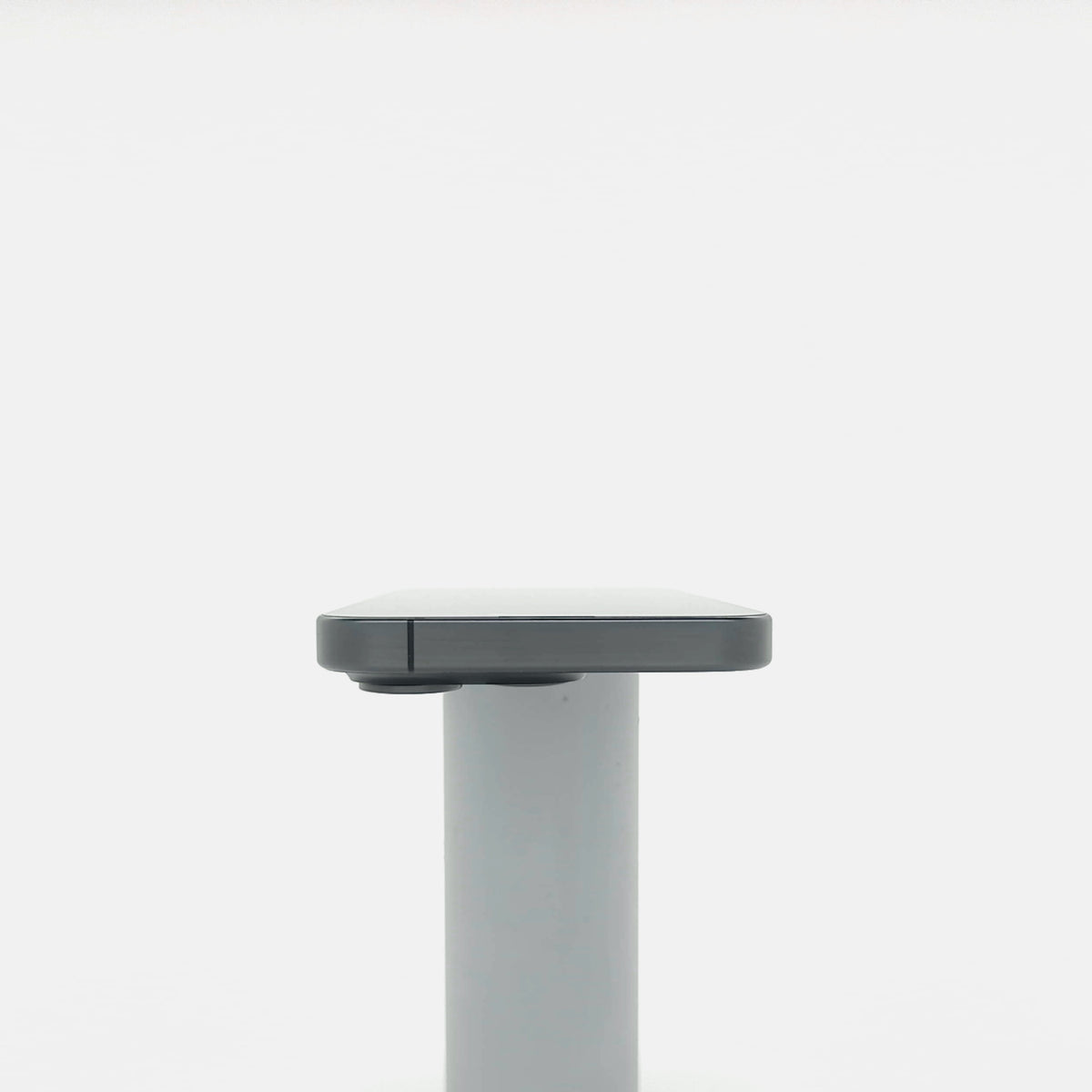 95新 Apple iPhone 15 Pro 128G 黑色鈦金屬 中國大陸版