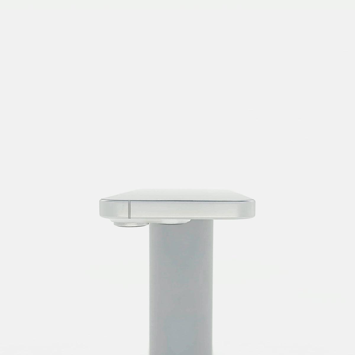 95新 Apple iPhone 16 Pro 128G 白色鈦金屬 中國大陸版