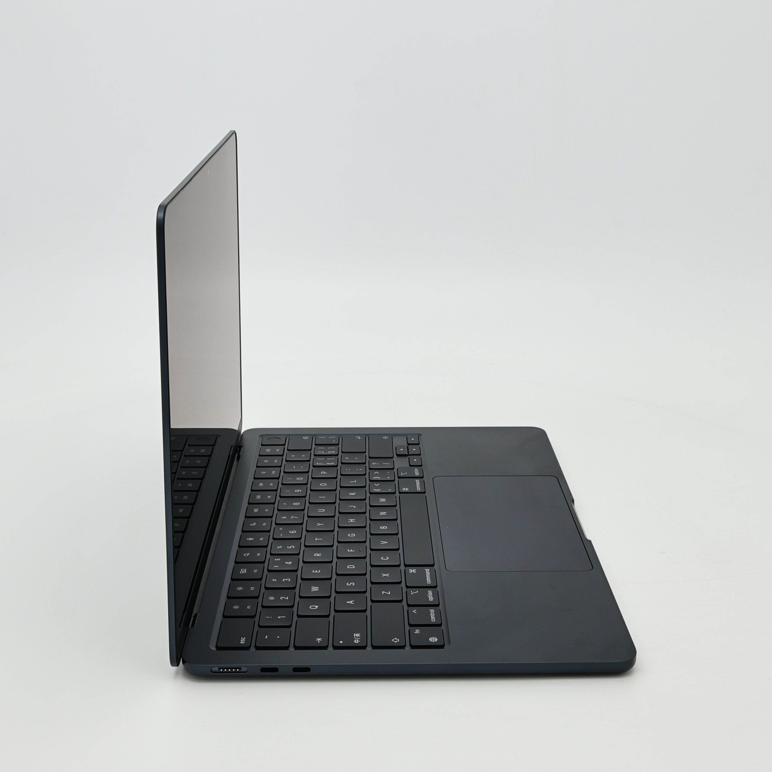 95新 Apple MacBook Air 22年 13寸 M2（8+8核） 16G RAM 256G SSD 午夜色