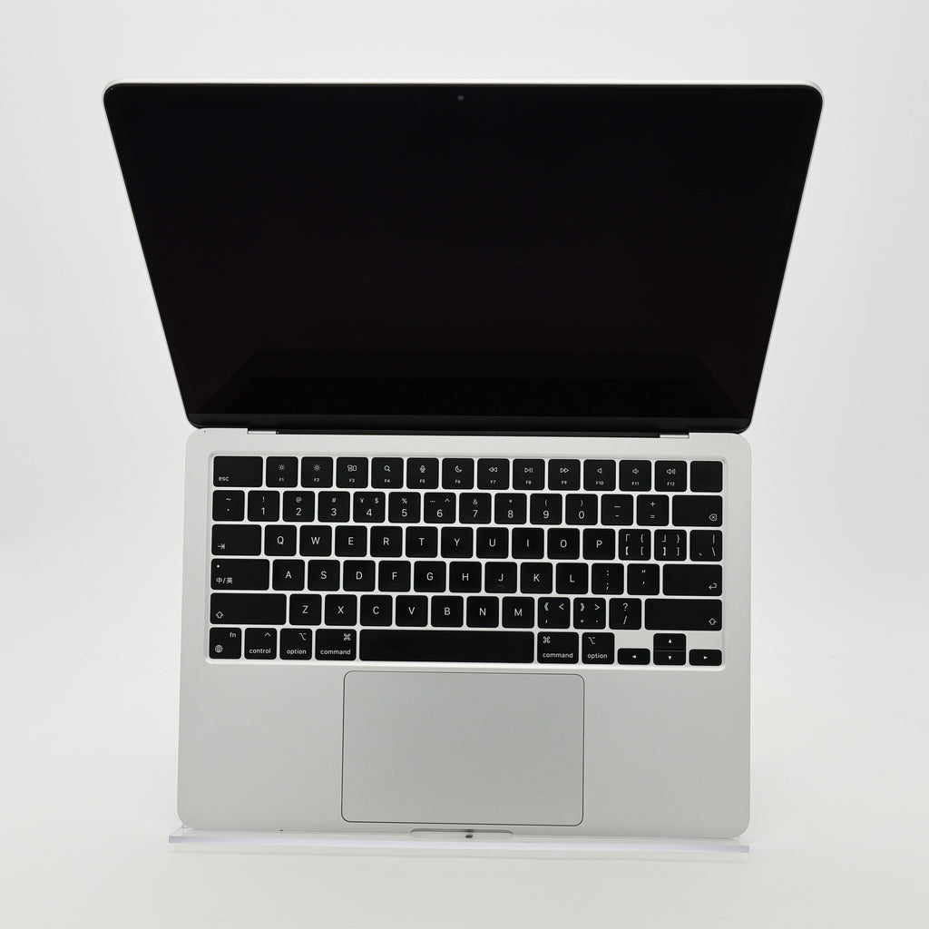 95新 Apple MacBook Air 22年 13寸 M2（8+8核） 16G RAM 256G SSD 銀色