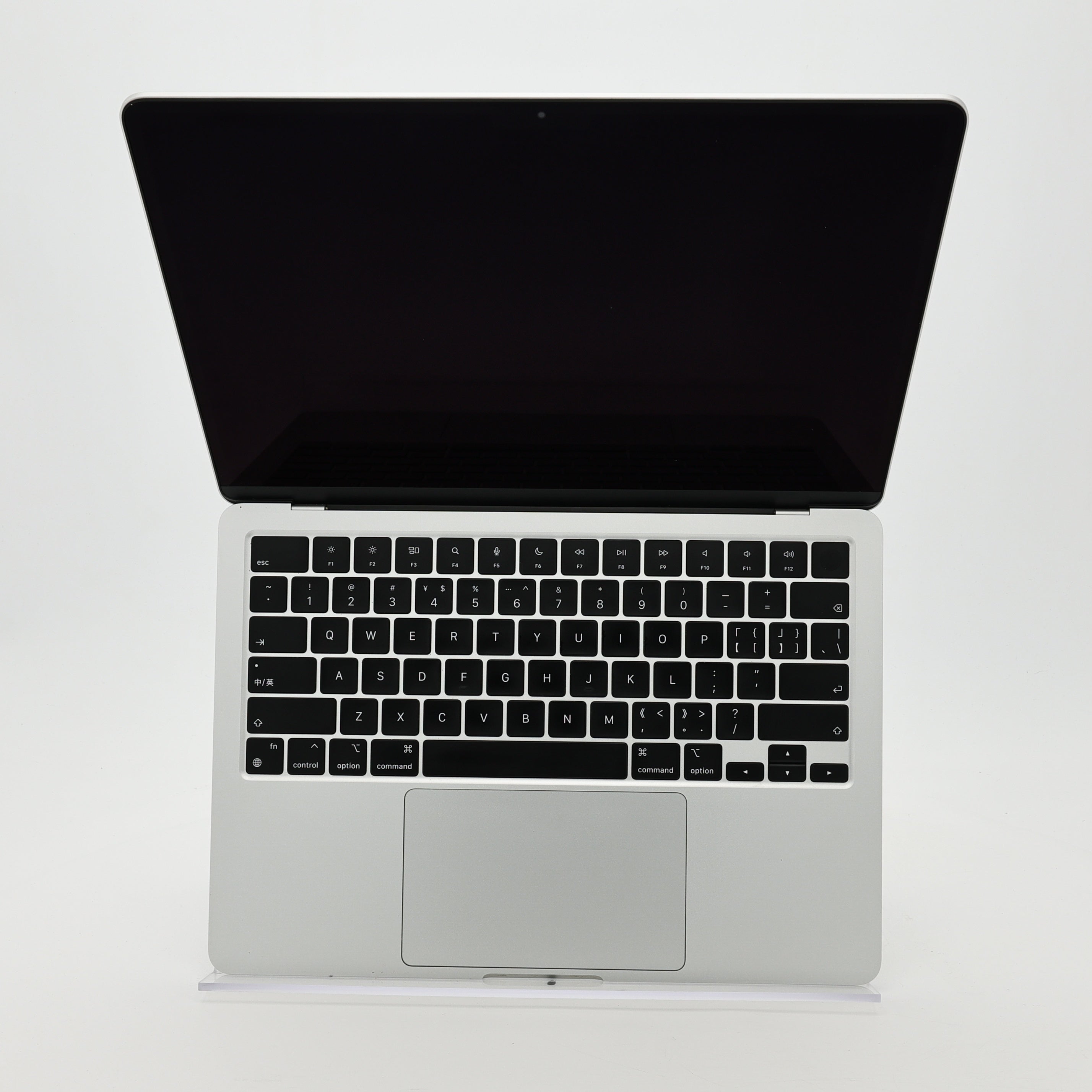 95新 Apple MacBook Air 22年 13寸 M2（8+8核） 16G RAM 256G SSD 銀色