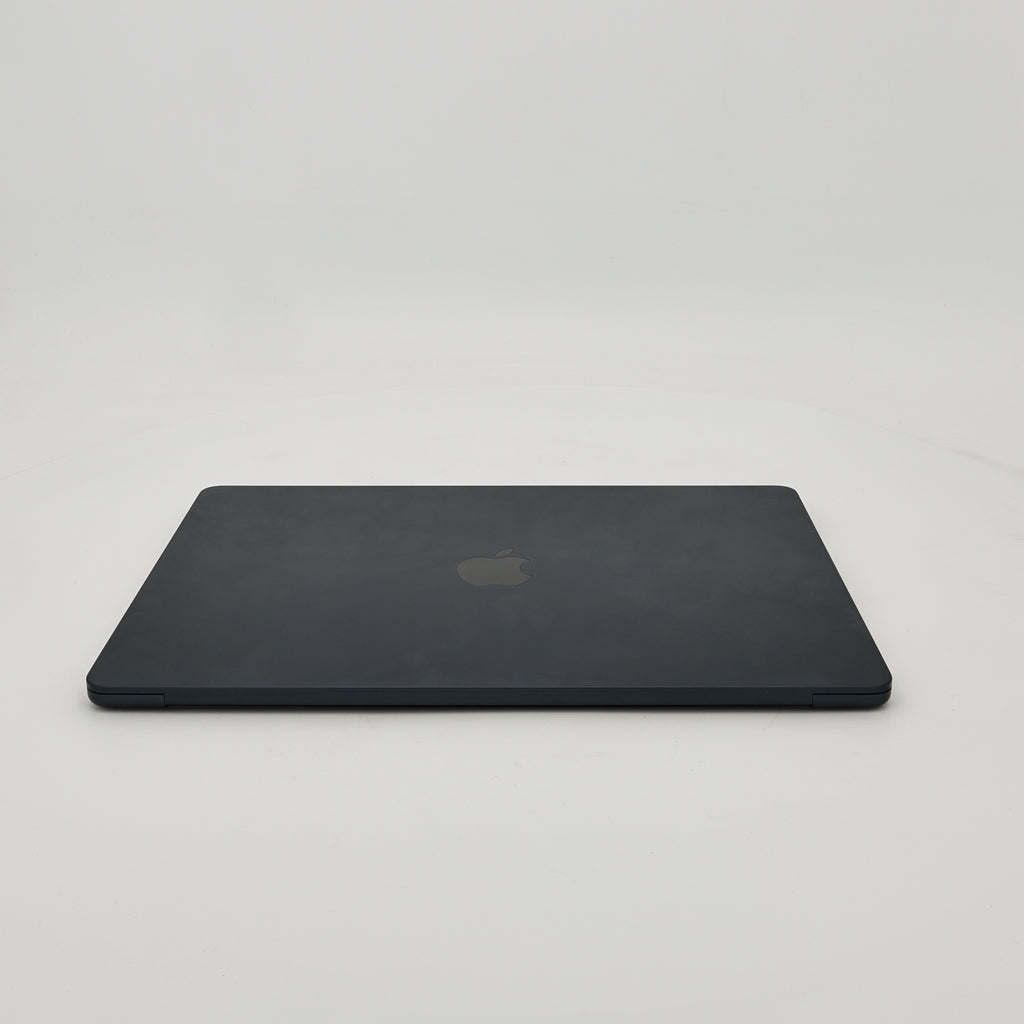 95新 Apple MacBook Air 24年 15寸 M3（8+10核） 8G RAM 256G SSD 午夜色