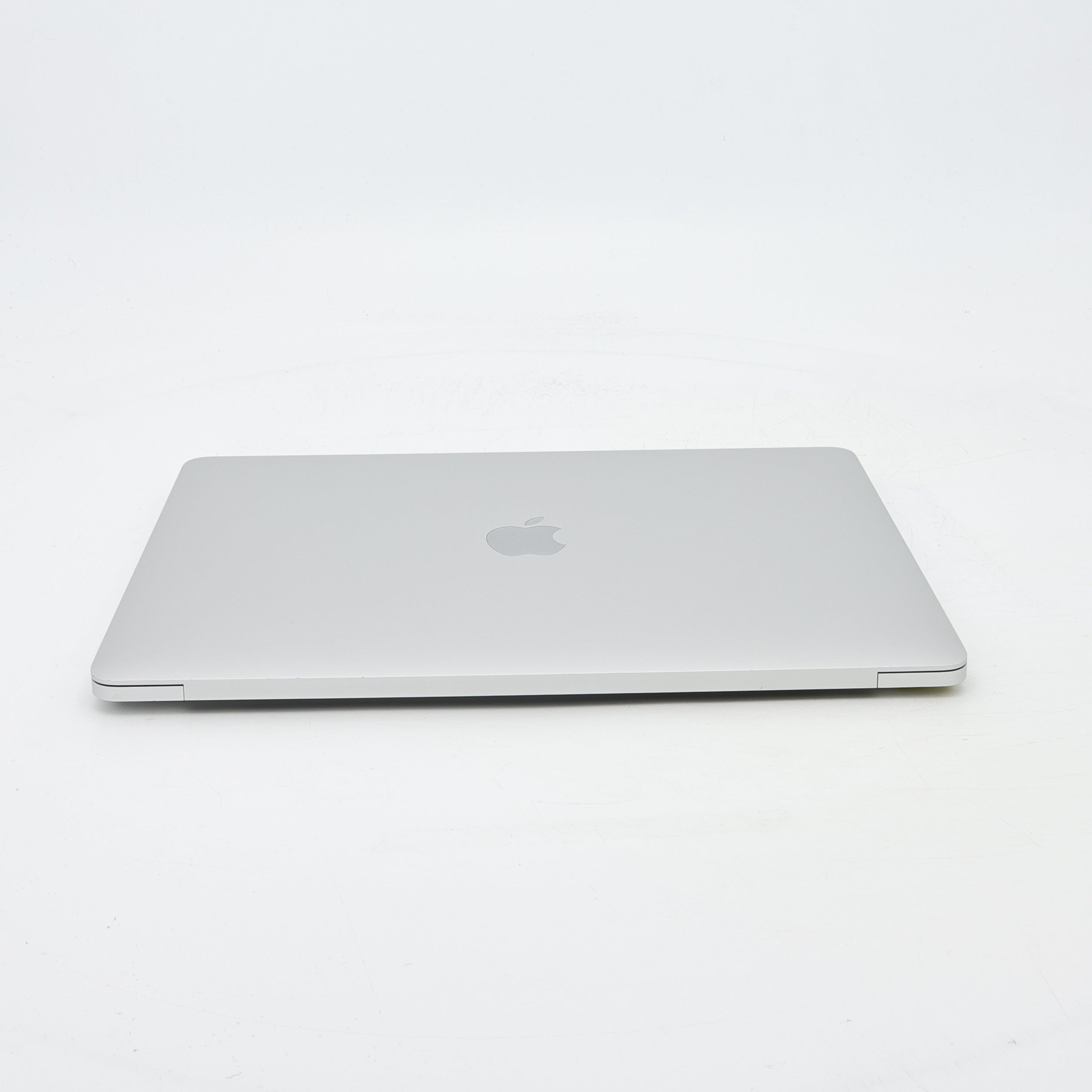 95新 Apple MacBook Pro 22年 13寸 M2（8+10核） 8G RAM 512G SSD 銀色
