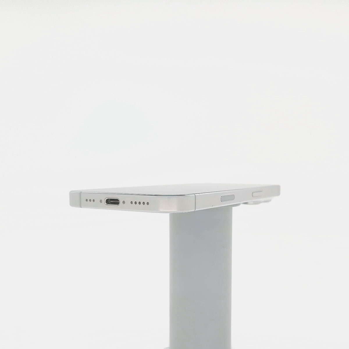 95新 Apple iPhone 16 Pro 128G 白色鈦金屬 中國大陸版