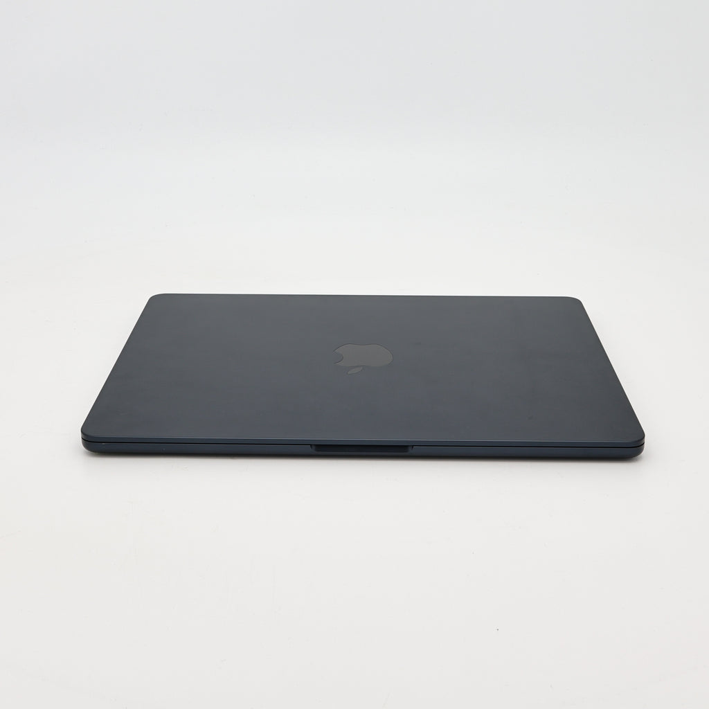 95新 Apple MacBook Air 22年 13寸 M2（8+10核） 16G RAM 256G SSD 午夜色