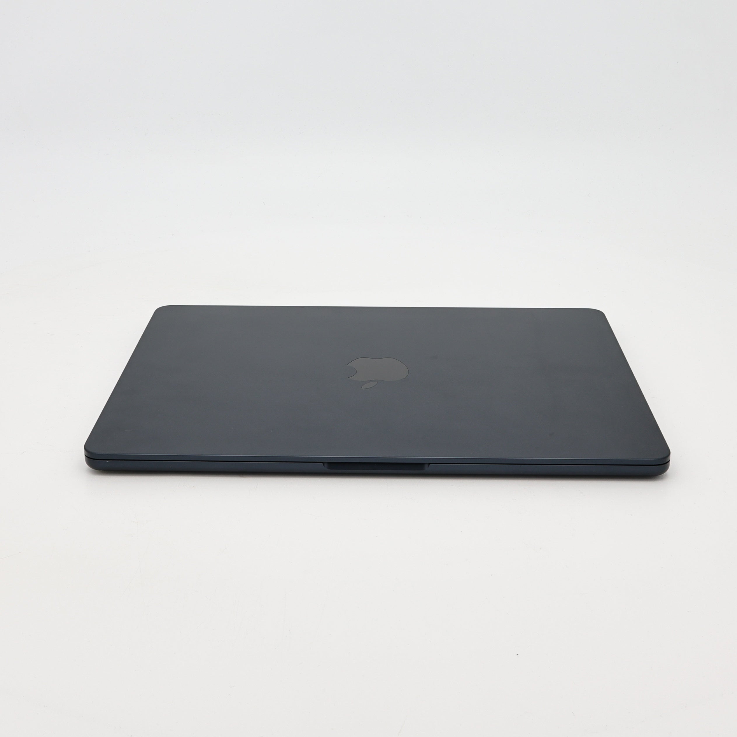 95新 Apple MacBook Air 22年 13寸 M2（8+10核） 16G RAM 256G SSD 午夜色