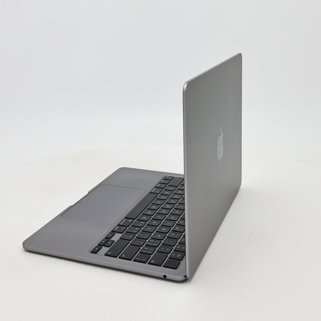 95新 Apple MacBook Air 22年 13寸 M2（8+8核） 8G RAM 256G SSD 深空灰色