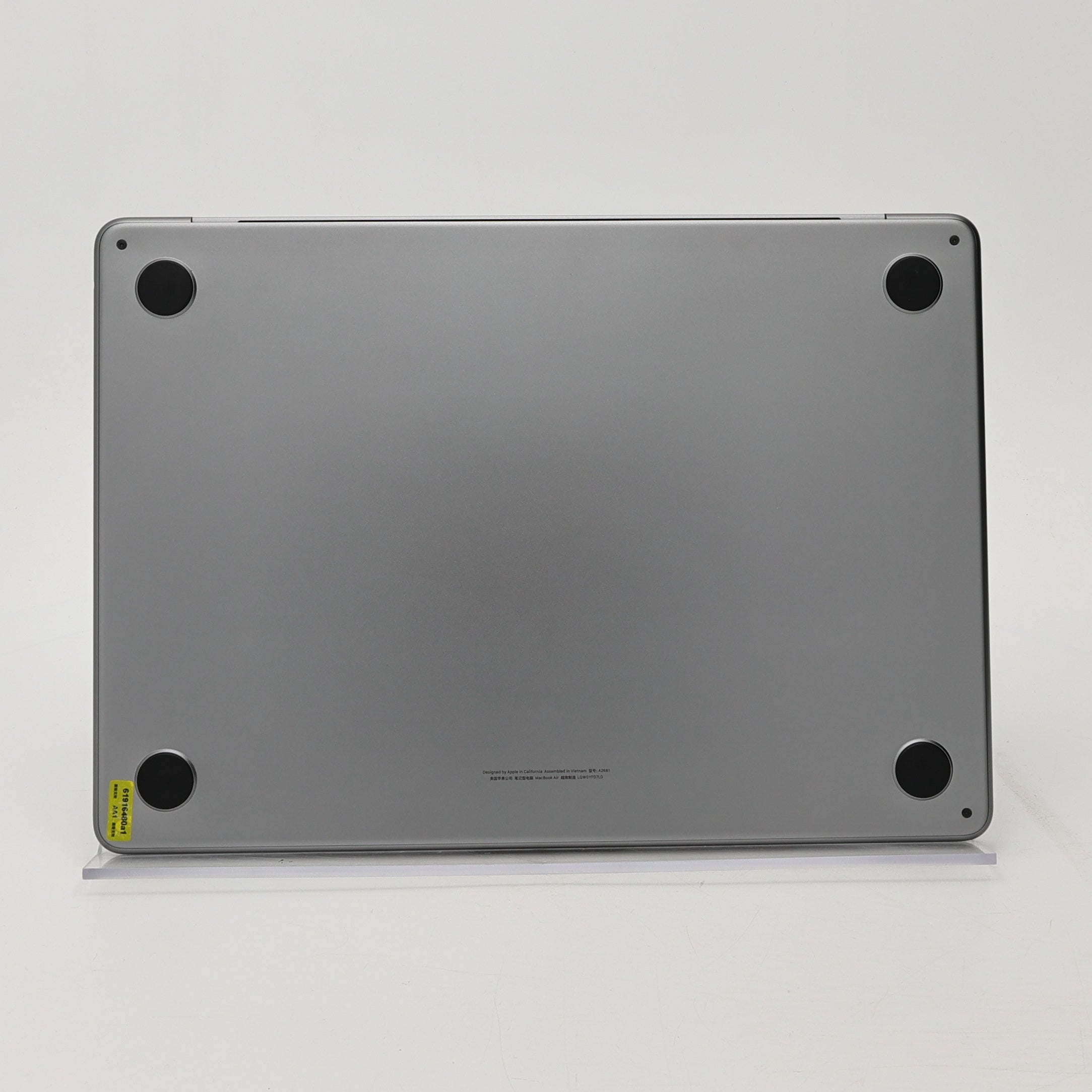 95新 Apple MacBook Air 22年 13寸 M2（8+8核） 8G RAM 256G SSD 深空灰色