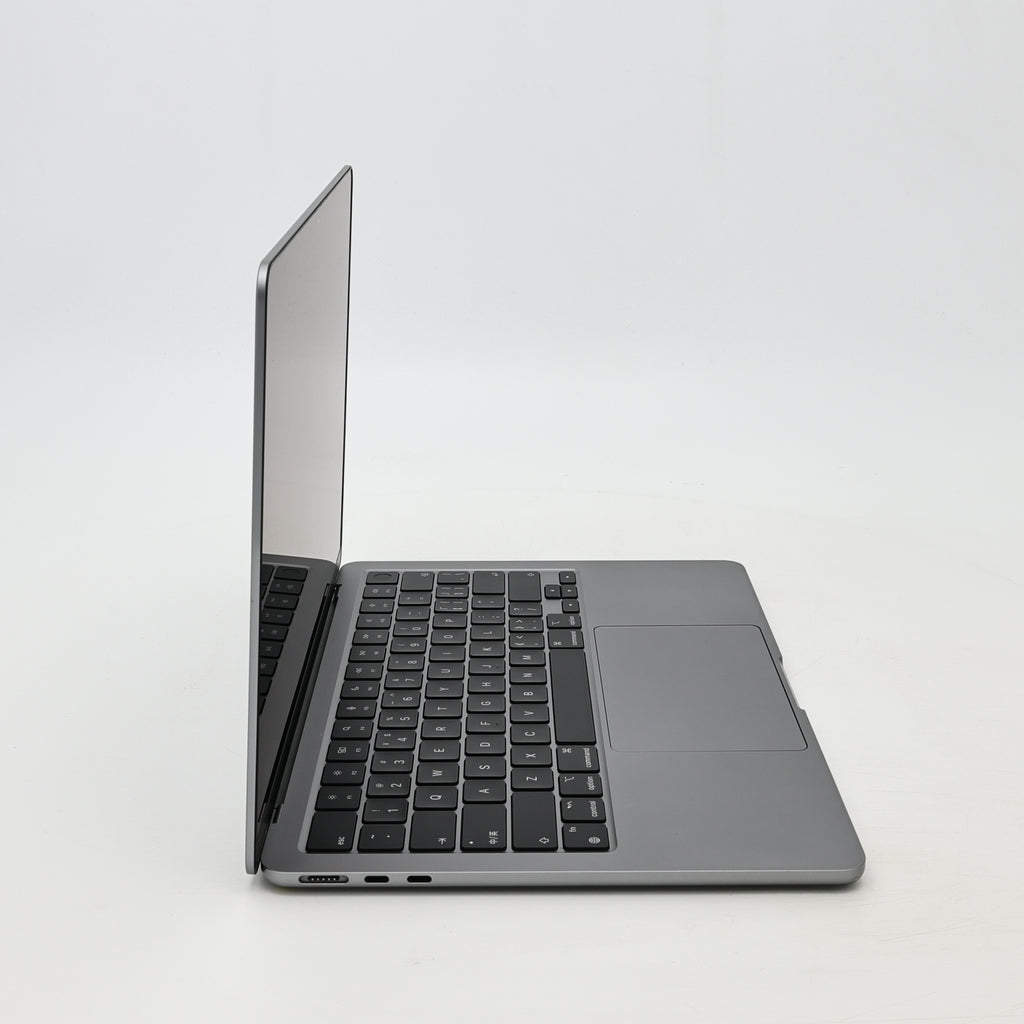 95新 Apple MacBook Air 24年 13寸 M3（8+8核） 8G RAM 256G SSD 深空灰色