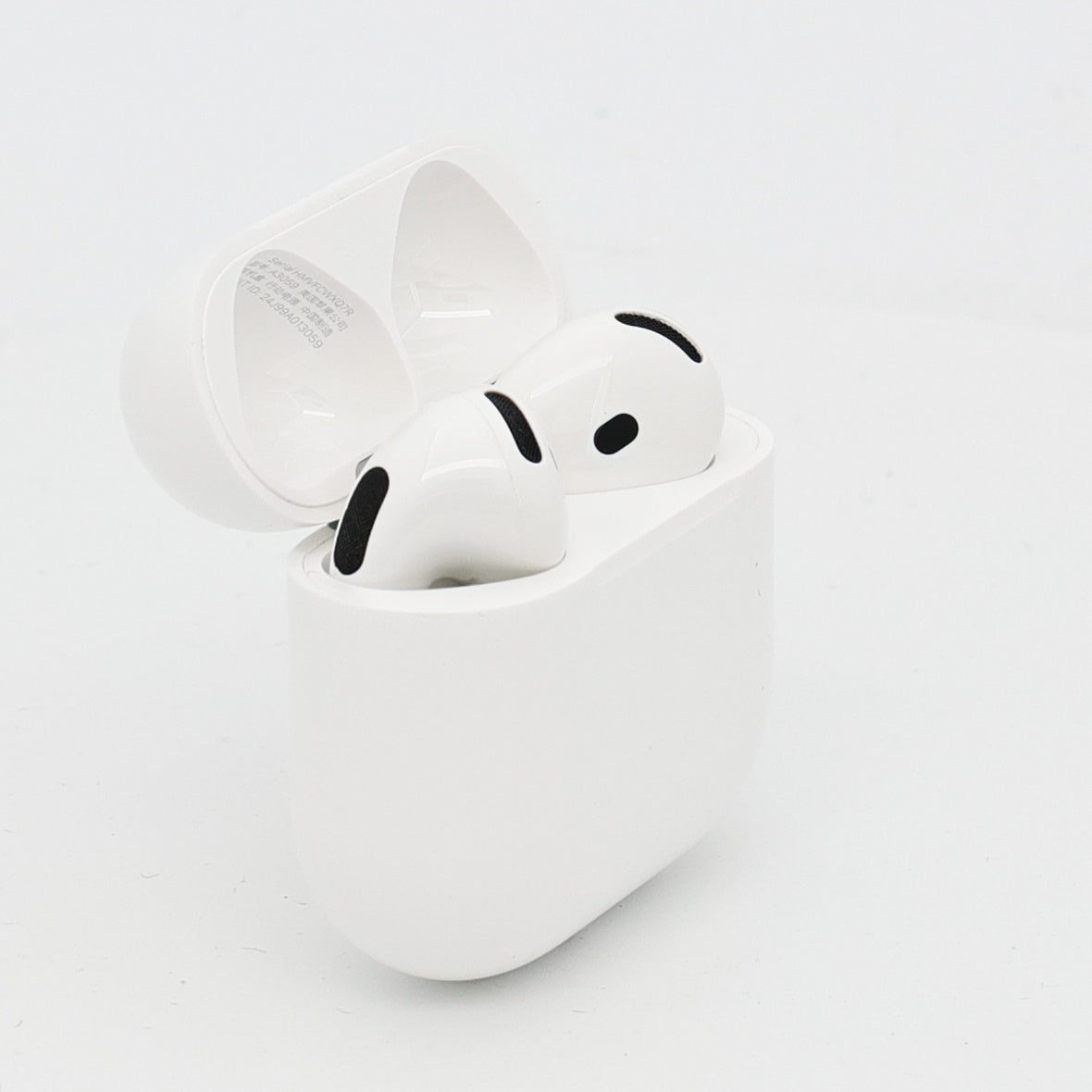 99新 Apple AirPods 4 (支持主動降噪) 白色