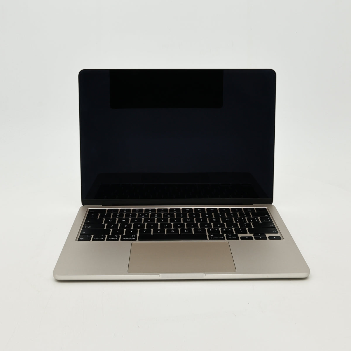 95新 Apple MacBook Air 22年 13寸 M2（8+10核） 8G RAM 512G SSD 星光色