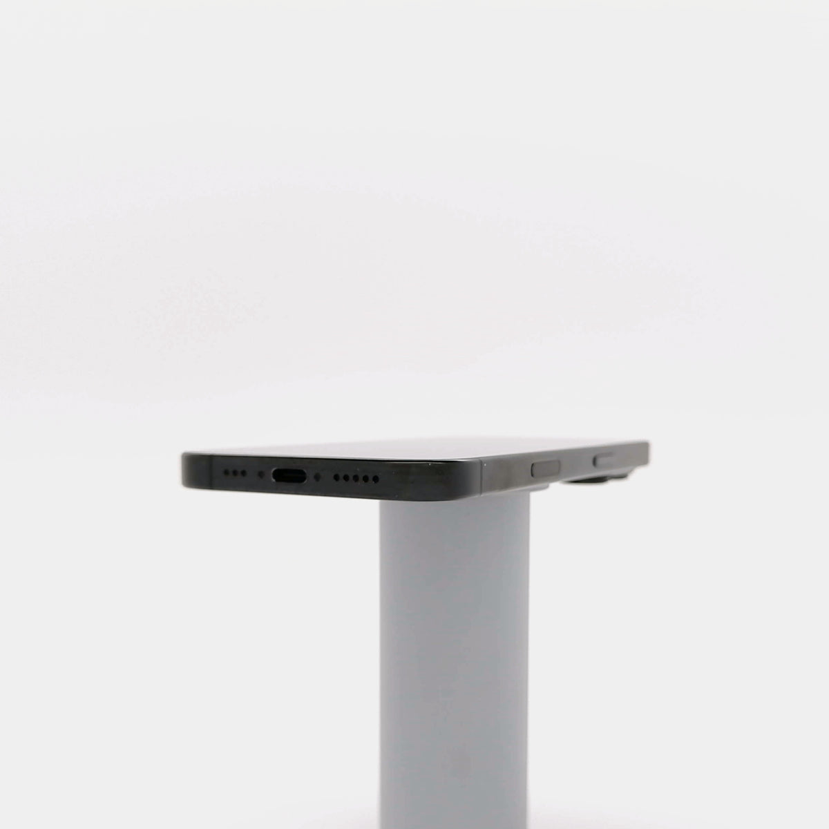 95新 Apple iPhone 16 Pro 256G 黑色鈦金屬 中國大陸官換機