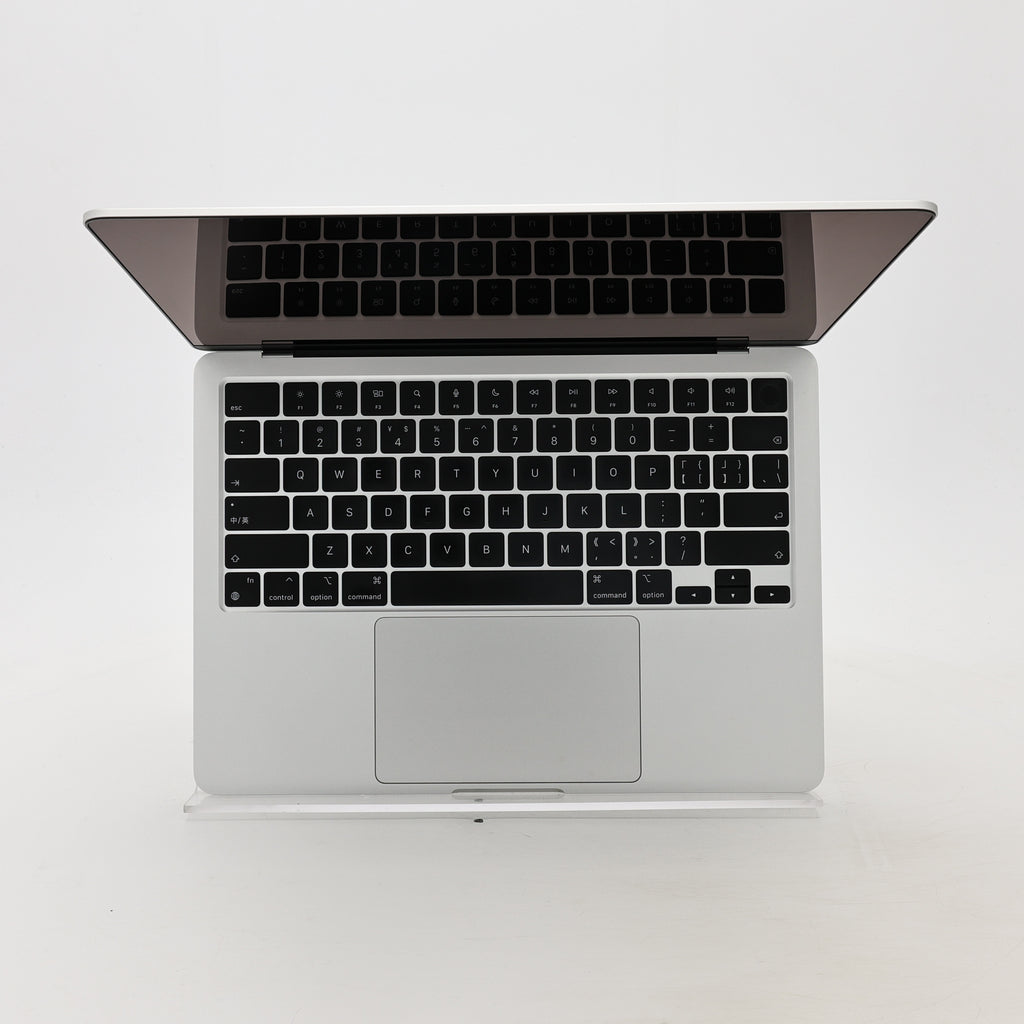 95新 Apple MacBook Air 22年 13寸 M2（8+8核） 8G RAM 512G SSD 銀色