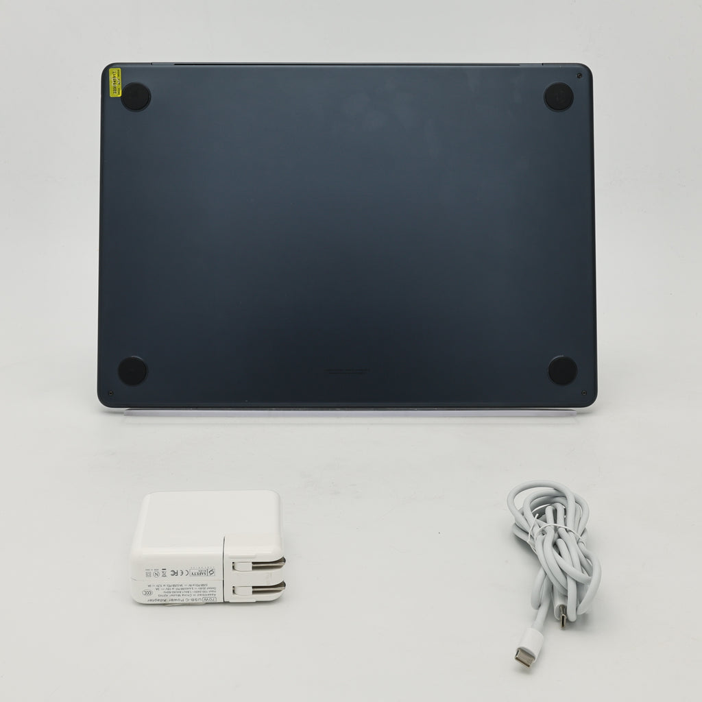 99新 Apple MacBook Air 24年 15寸 M3（8+10核） 8G RAM 256G SSD 午夜色