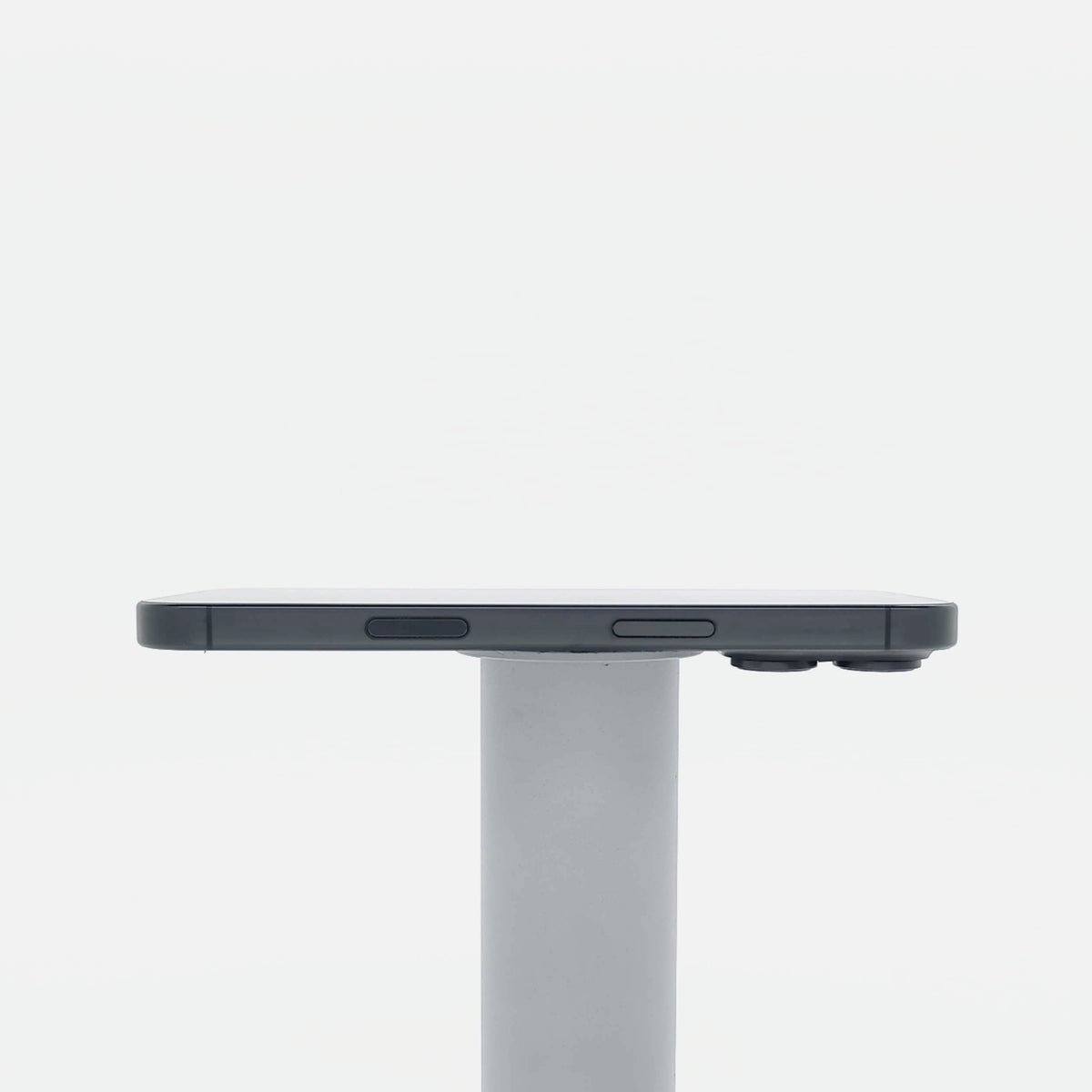 95新 Apple iPhone 16 Pro 128G 黑色鈦金屬 中國大陸版