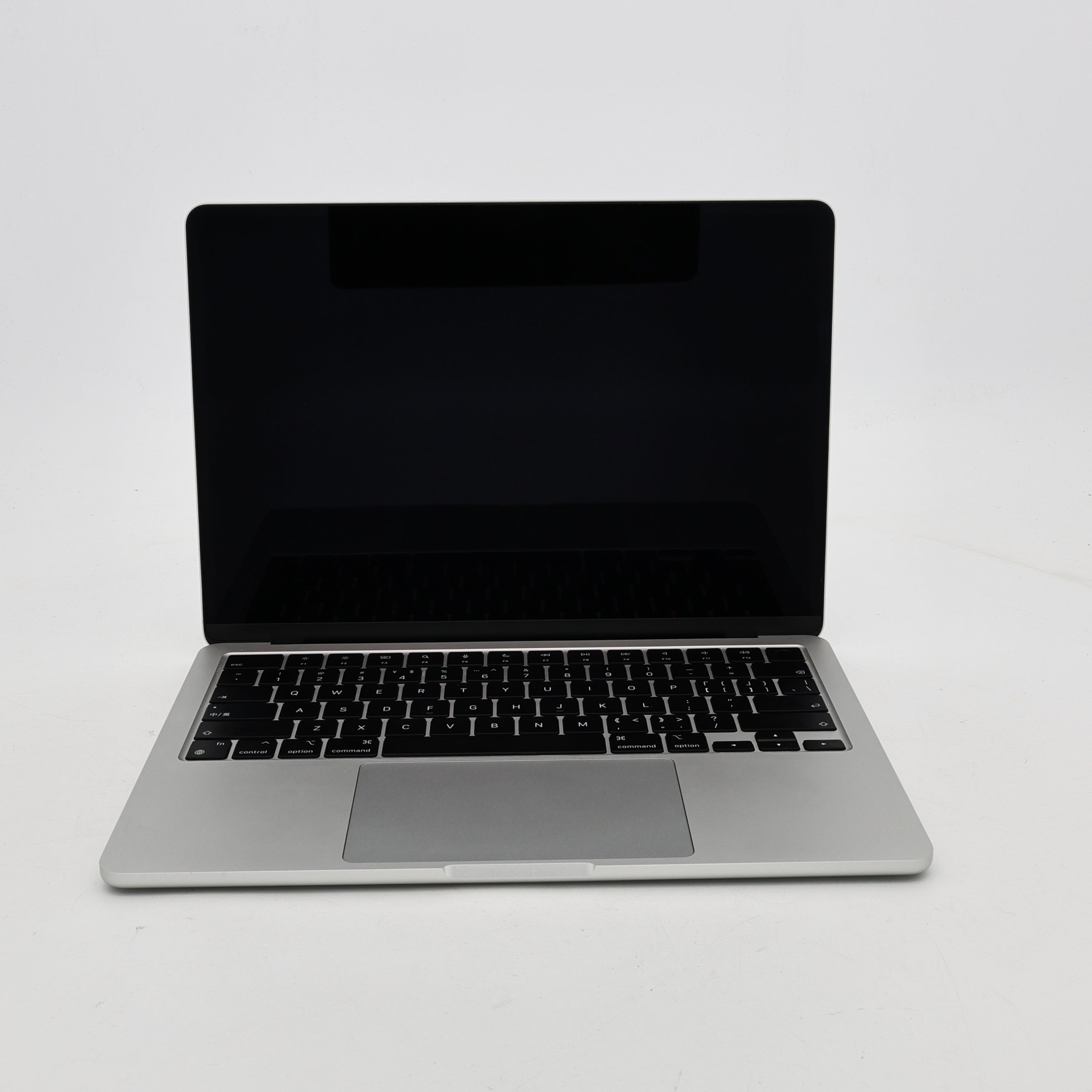 95新 Apple MacBook Air 22年 13寸 M2（8+8核） 8G RAM 256G SSD 銀色