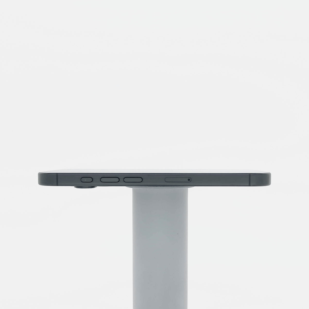 95新 Apple iPhone 16 Pro 128G 黑色鈦金屬 中國大陸版