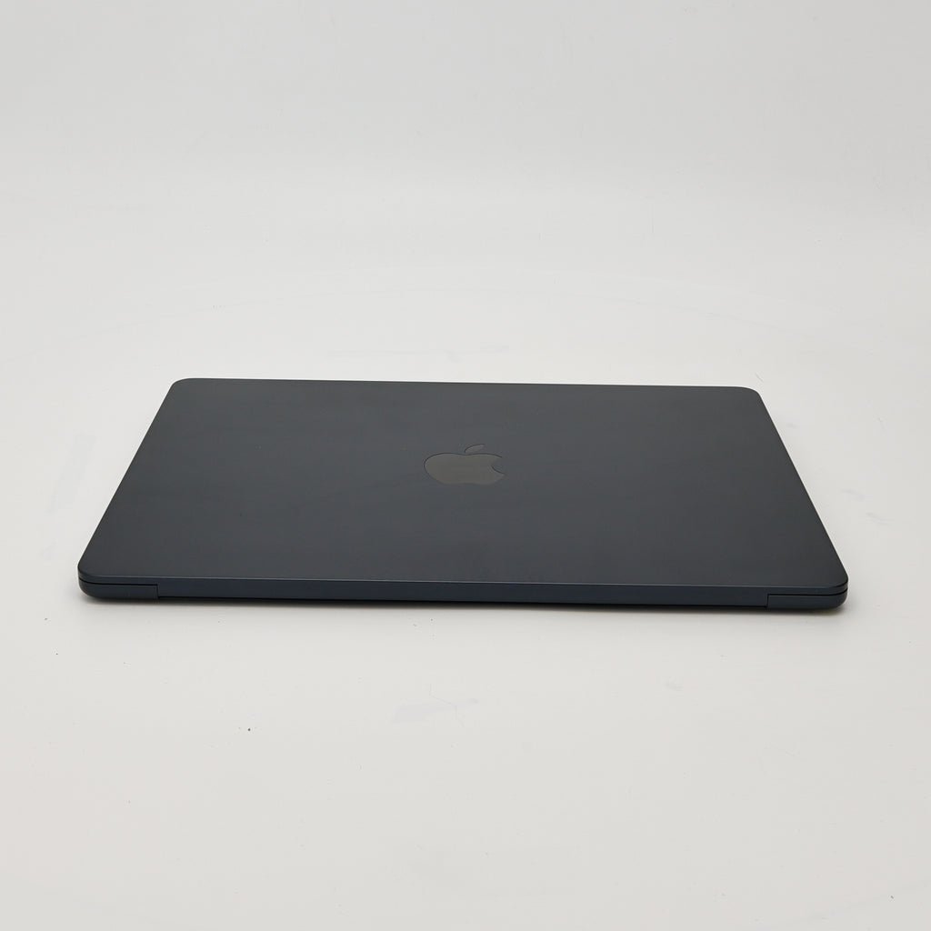 95新 Apple MacBook Air 22年 13寸 M2（8+8核） 8G RAM 256G SSD 午夜色