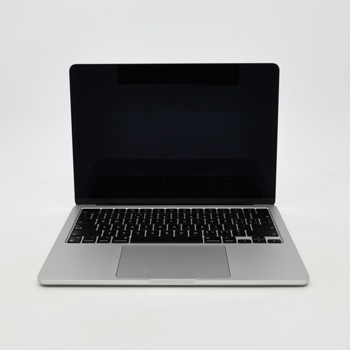 95新 Apple MacBook Air 22年 13寸 M2（8+8核） 8G RAM 256G SSD 銀色