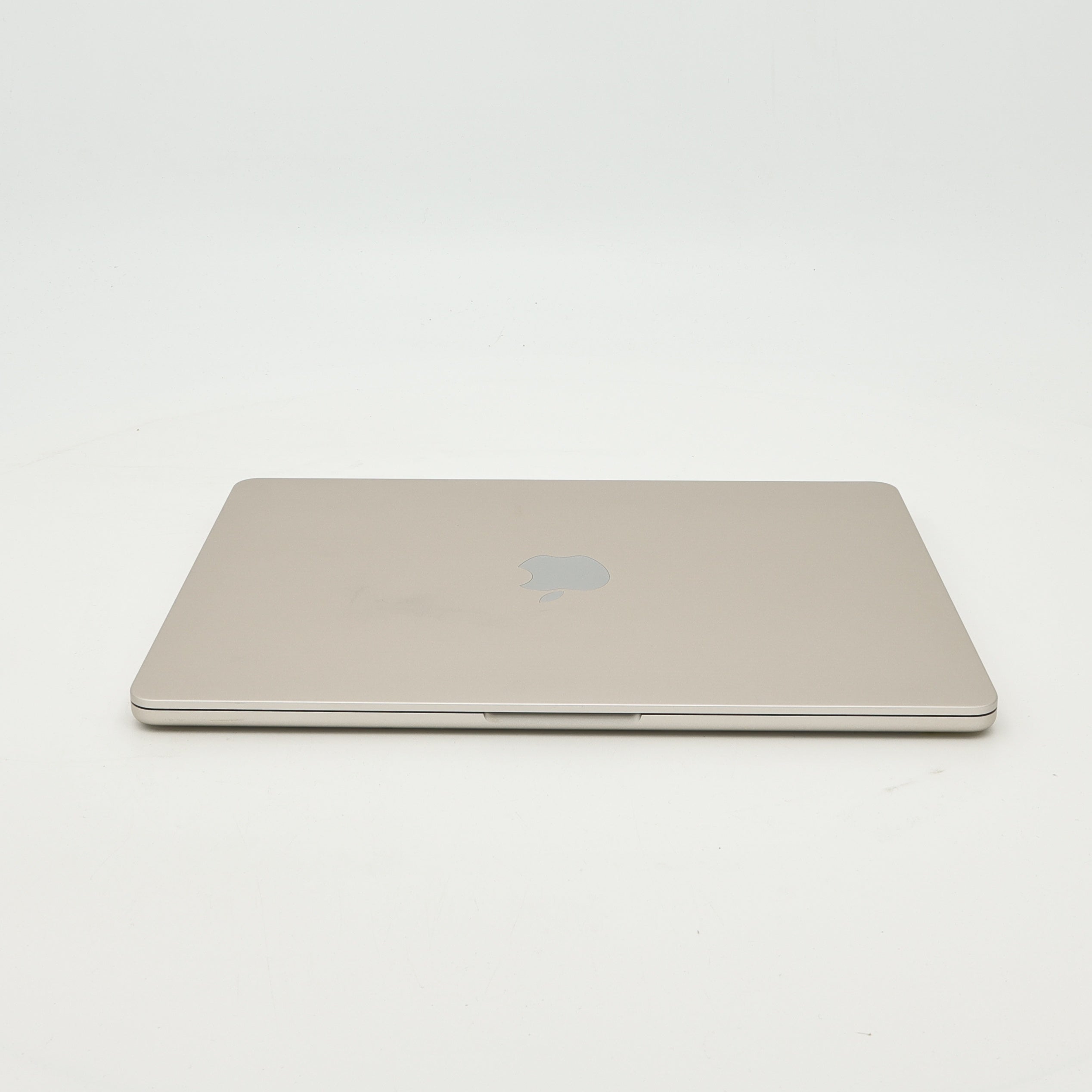 95新 Apple MacBook Air 24年 13寸 M3（8+8核） 8G RAM 256G SSD 星光色
