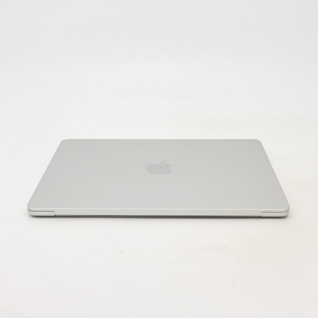 95新 Apple MacBook Air 22年 13寸 M2（8+8核） 8G RAM 512G SSD 銀色