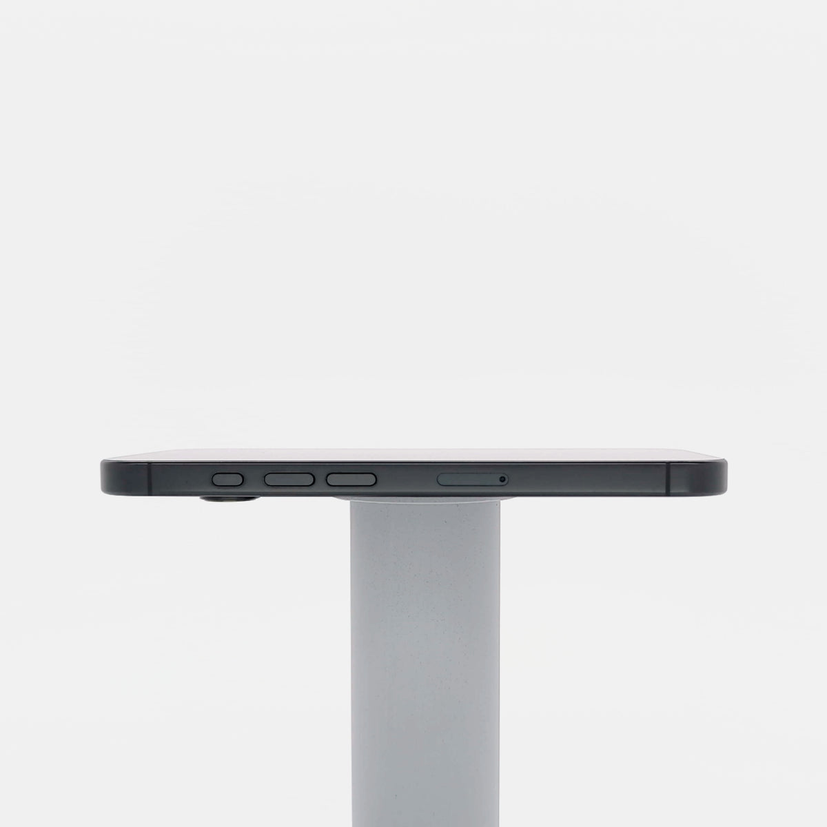 95新 Apple iPhone 16 Pro 128G 黑色鈦金屬 中國大陸版