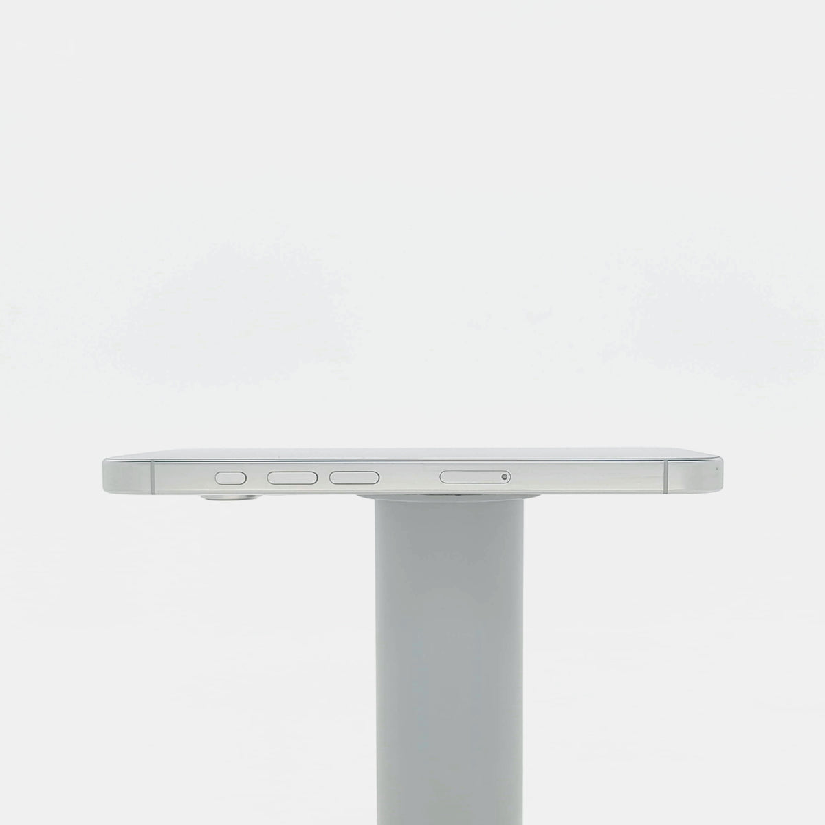 95新 Apple iPhone 16 Pro 128G 白色鈦金屬 中國大陸版