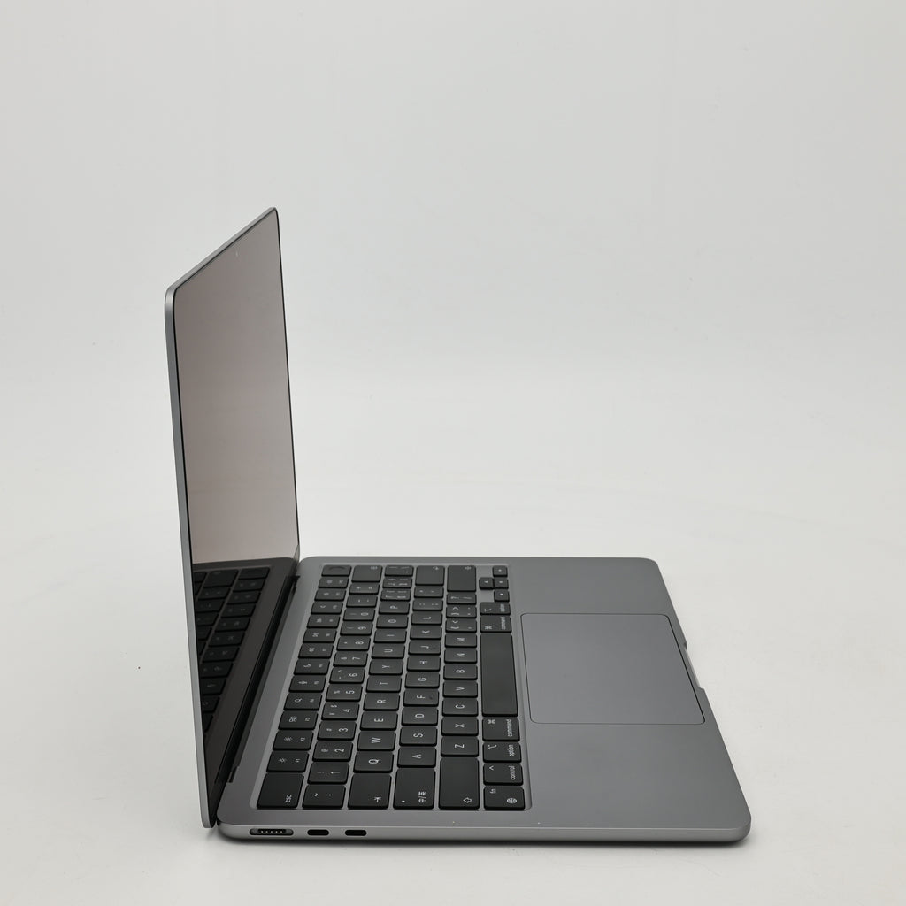 95新 Apple MacBook Air 22年 13寸 M2（8+10核） 16G RAM 256G SSD 深空灰色