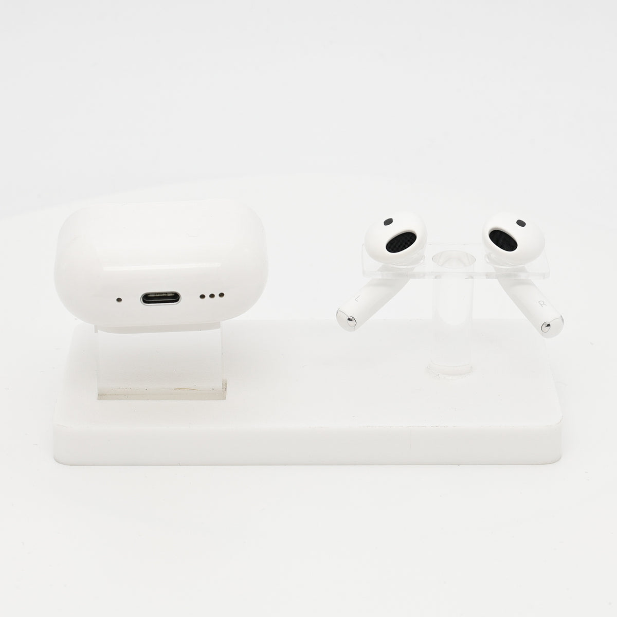 99新 Apple AirPods 4 (支持主動降噪) 白色