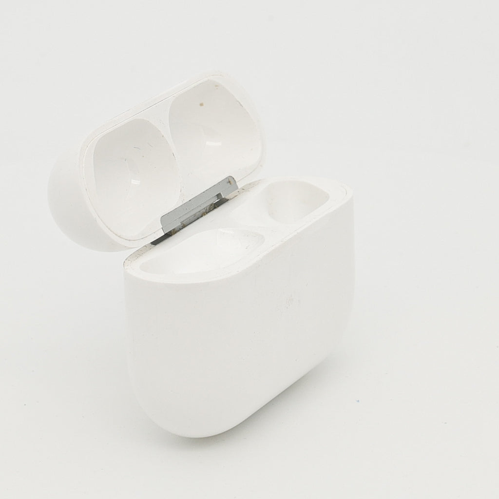 99新 Apple AirPods Pro 3 充电仓 白色