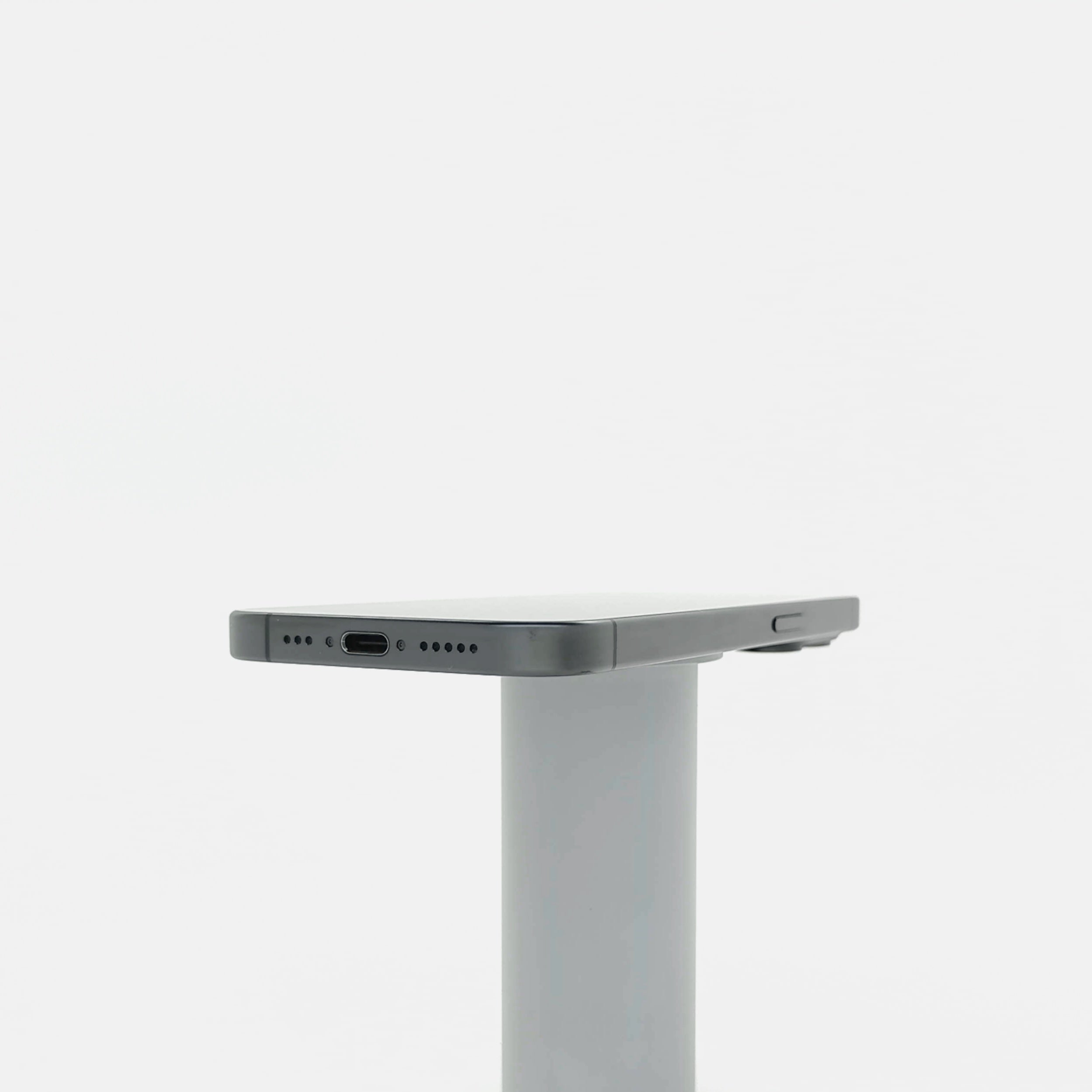 95新 Apple iPhone 15 Pro 128G 黑色鈦金屬 中國大陸版