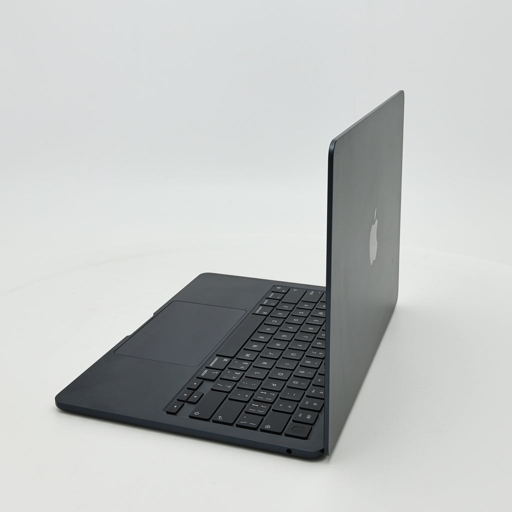 95新 Apple MacBook Air 22年 13寸 M2（8+8核） 16G RAM 256G SSD 午夜色