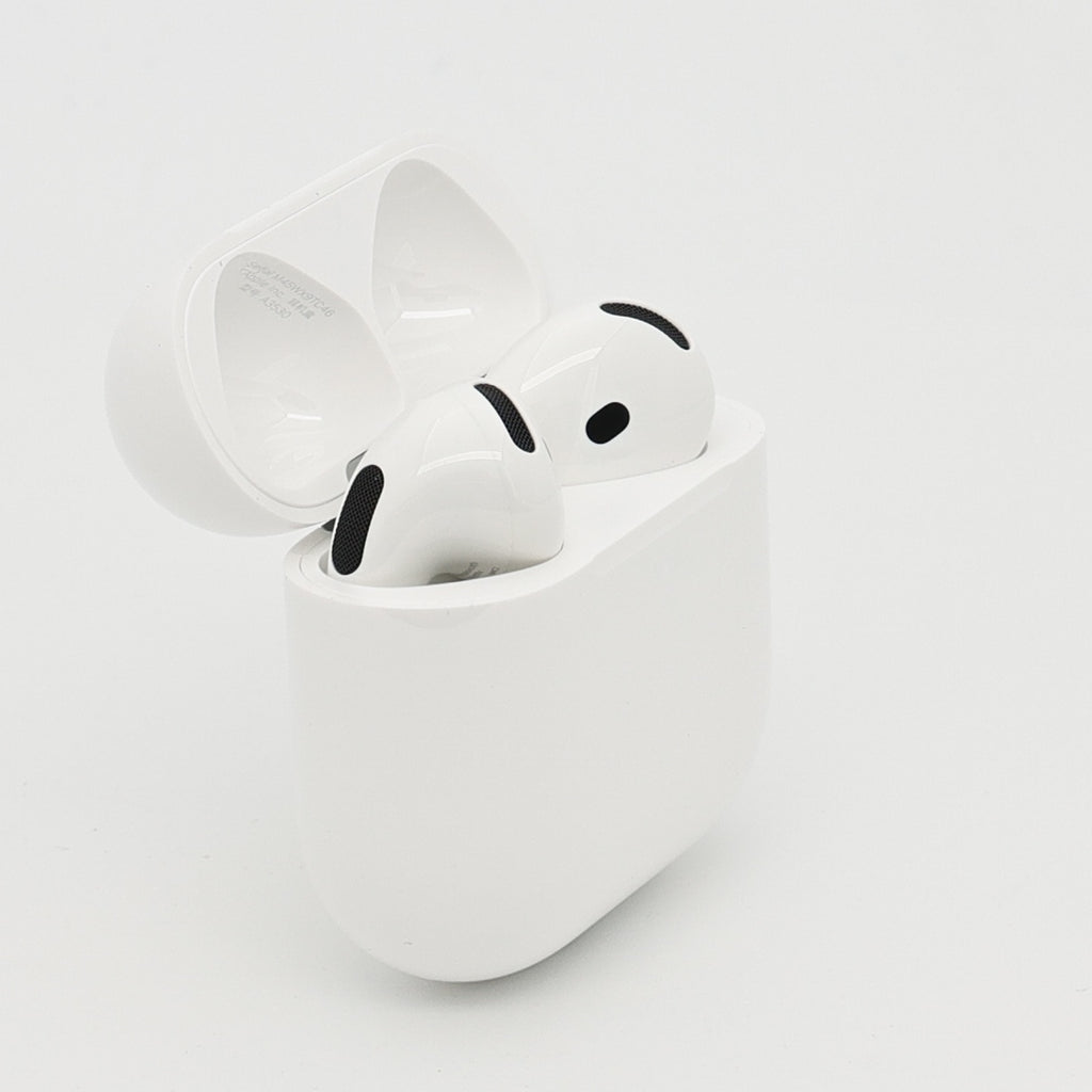 99新 Apple AirPods 5 白色