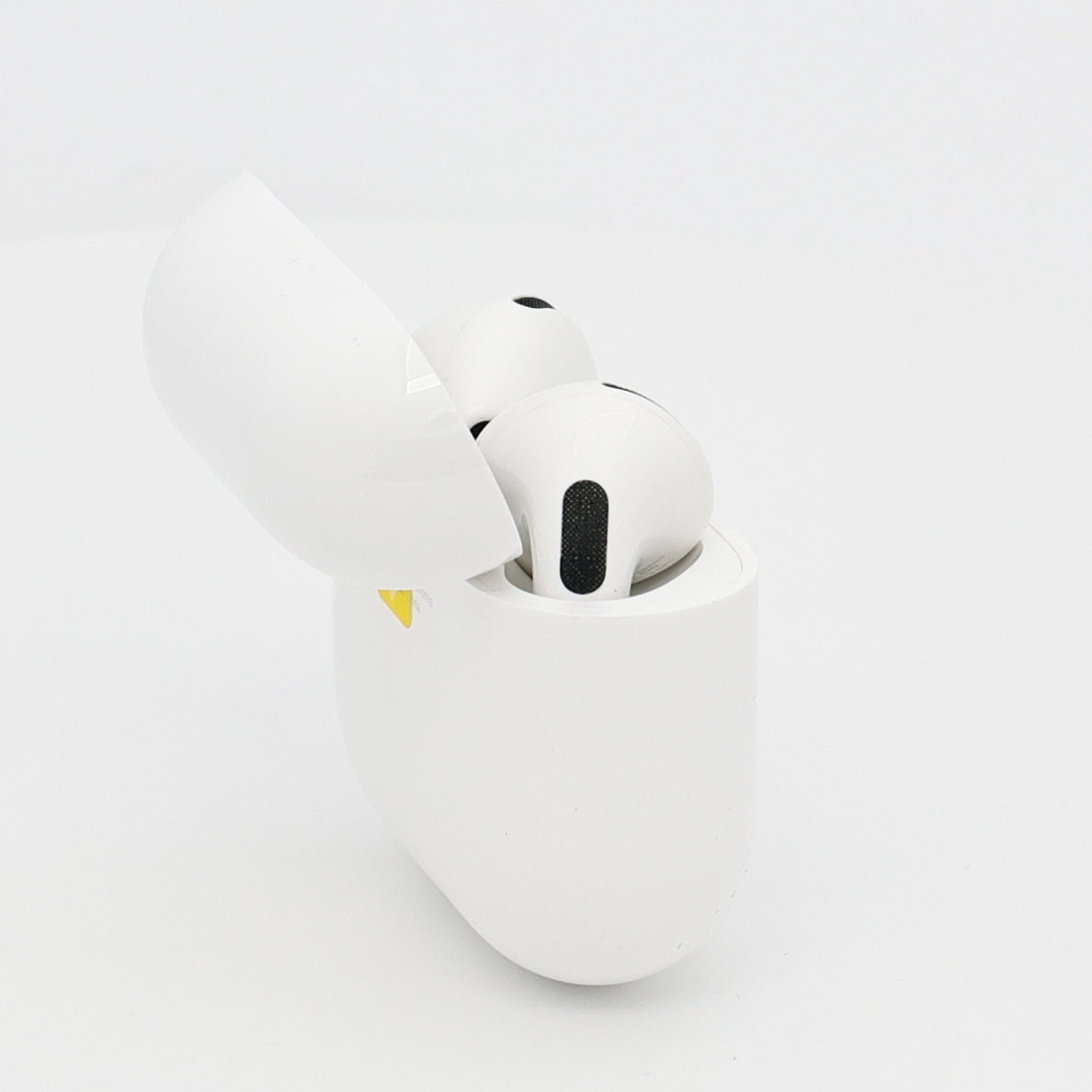 99新 Apple AirPods 4 (支持主動降噪) 白色