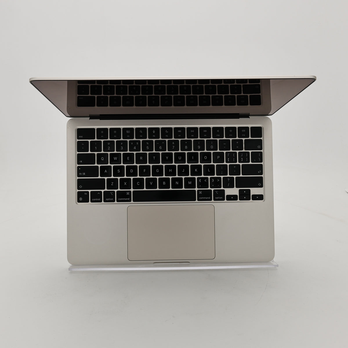 95新 Apple MacBook Air 22年 13寸 M2（8+8核） 8G RAM 512G SSD 星光色