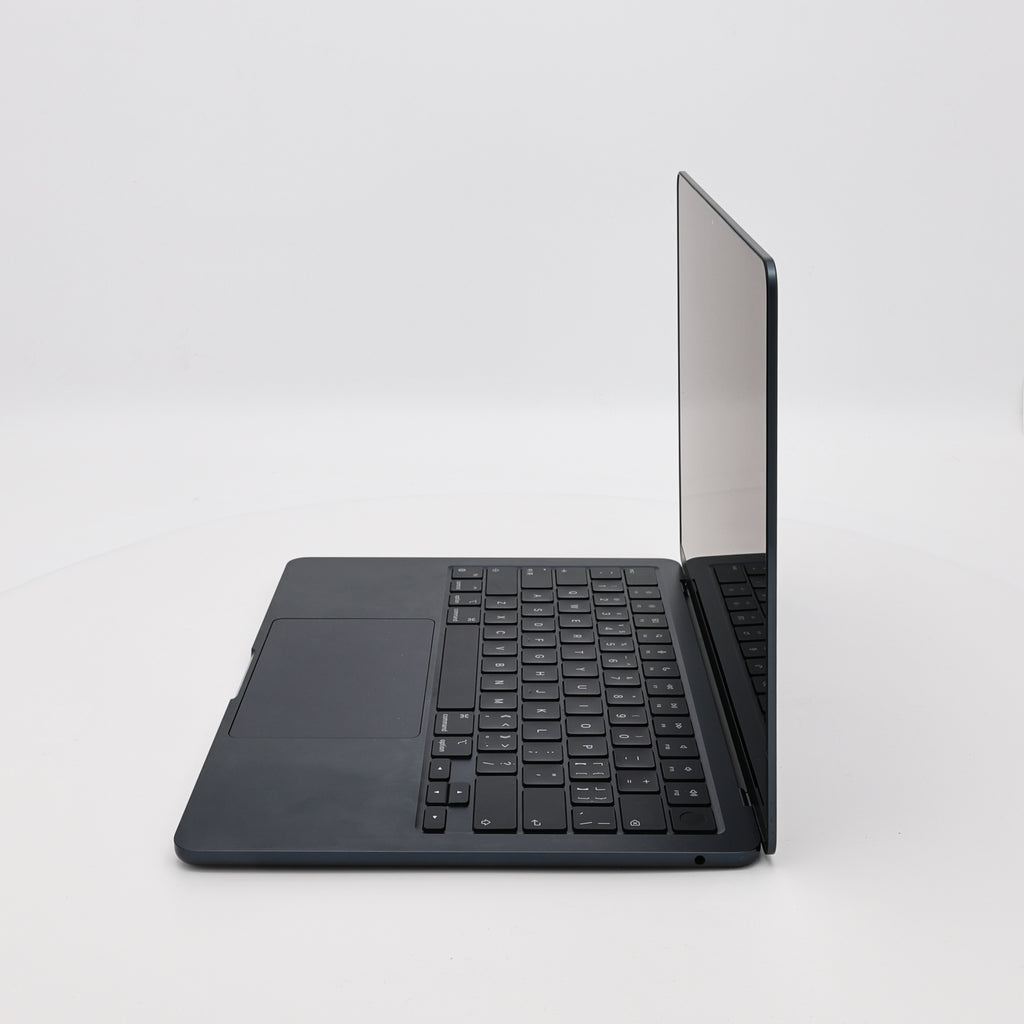 95新 Apple MacBook Air 24年 13寸 M3（8+8核） 8G RAM 256G SSD 午夜色