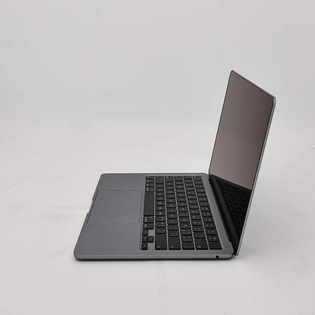 99新 Apple MacBook Air 24年 13寸 M3（8+8核） 8G RAM 256G SSD 深空灰色