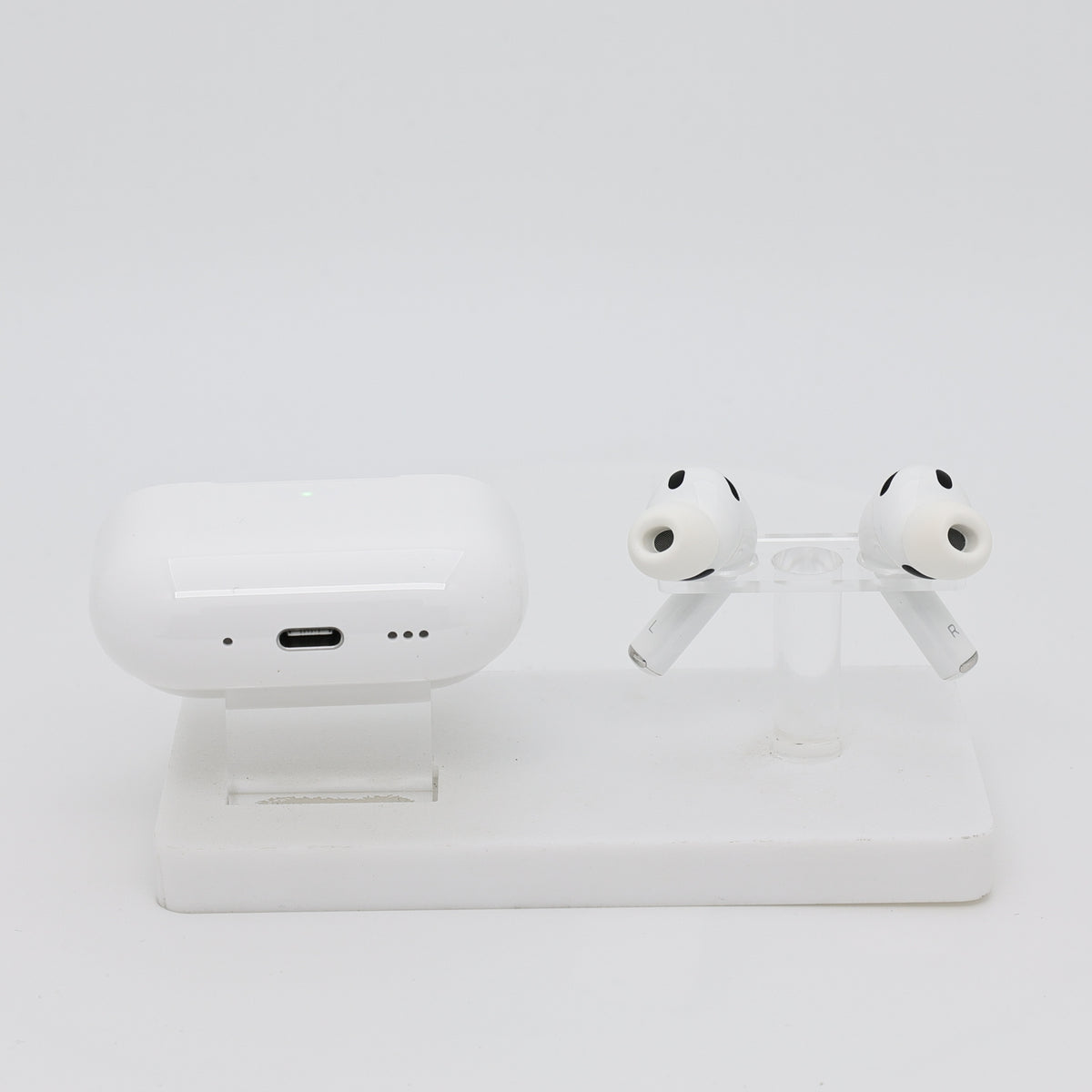99新 Apple AirPods Pro 3 白色